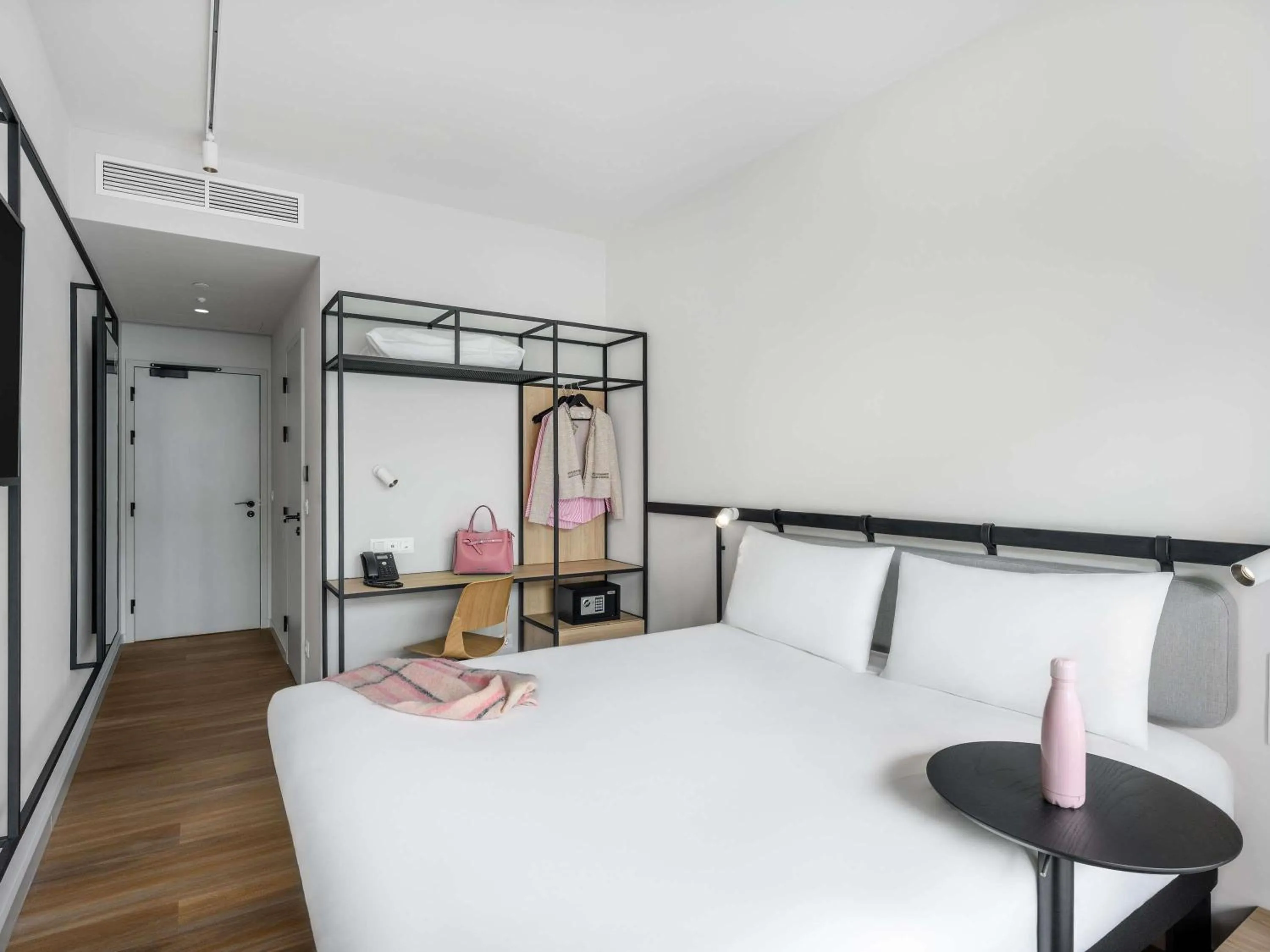 Bedroom, Bed in ibis Budapest Stadium