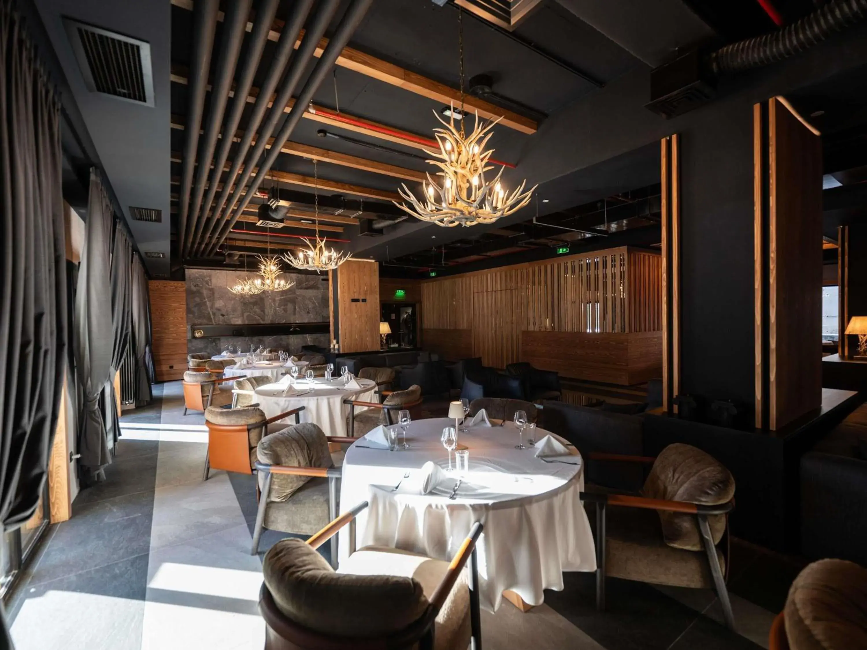 Restaurant/places to eat in Swissôtel Resort Kolasin Restaurant/places to eat in Swissôtel Resort Kolasin