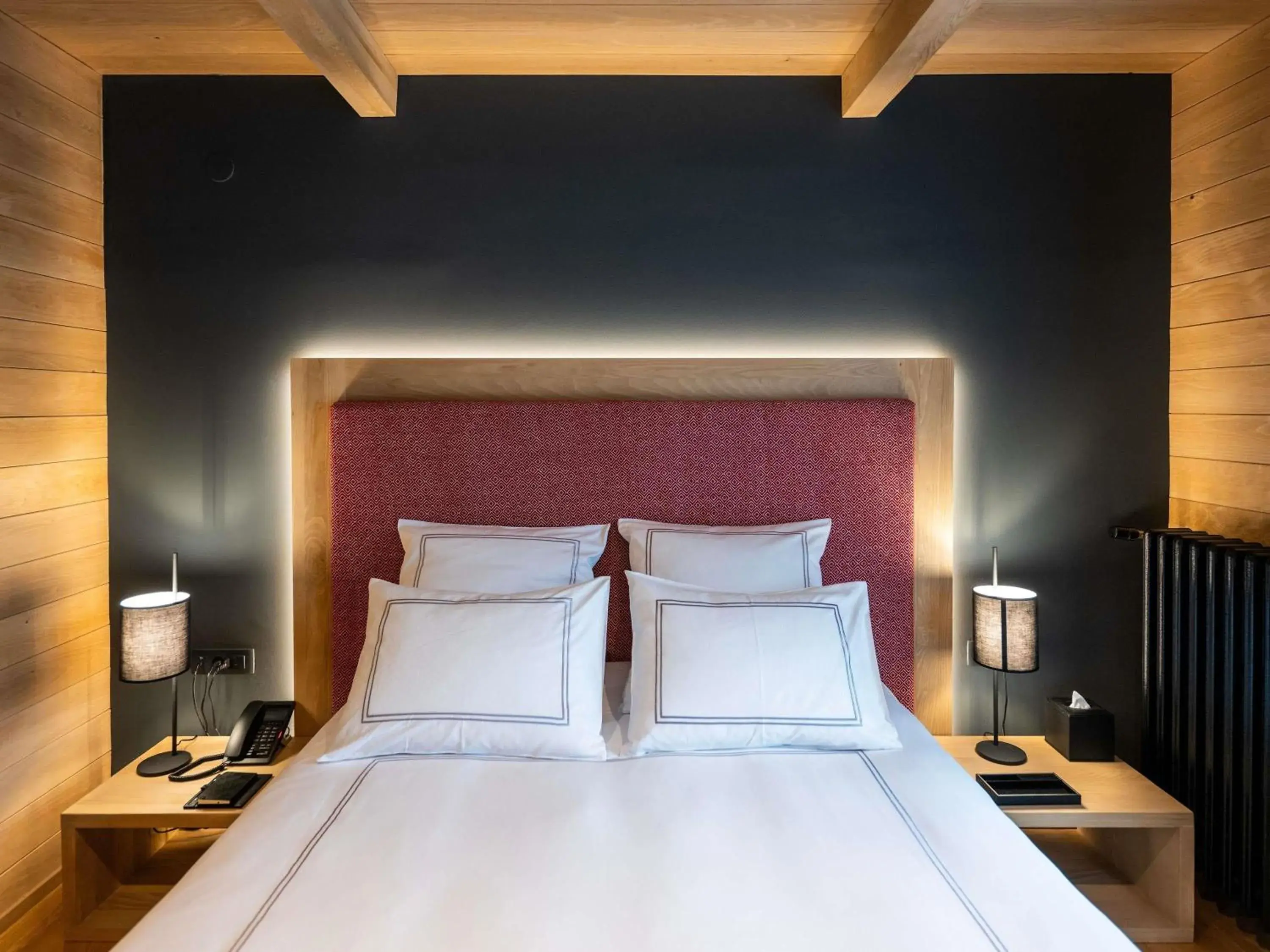 Property building, Bed in Swissôtel Resort Kolasin Property building, Bed in Swissôtel Resort Kolasin