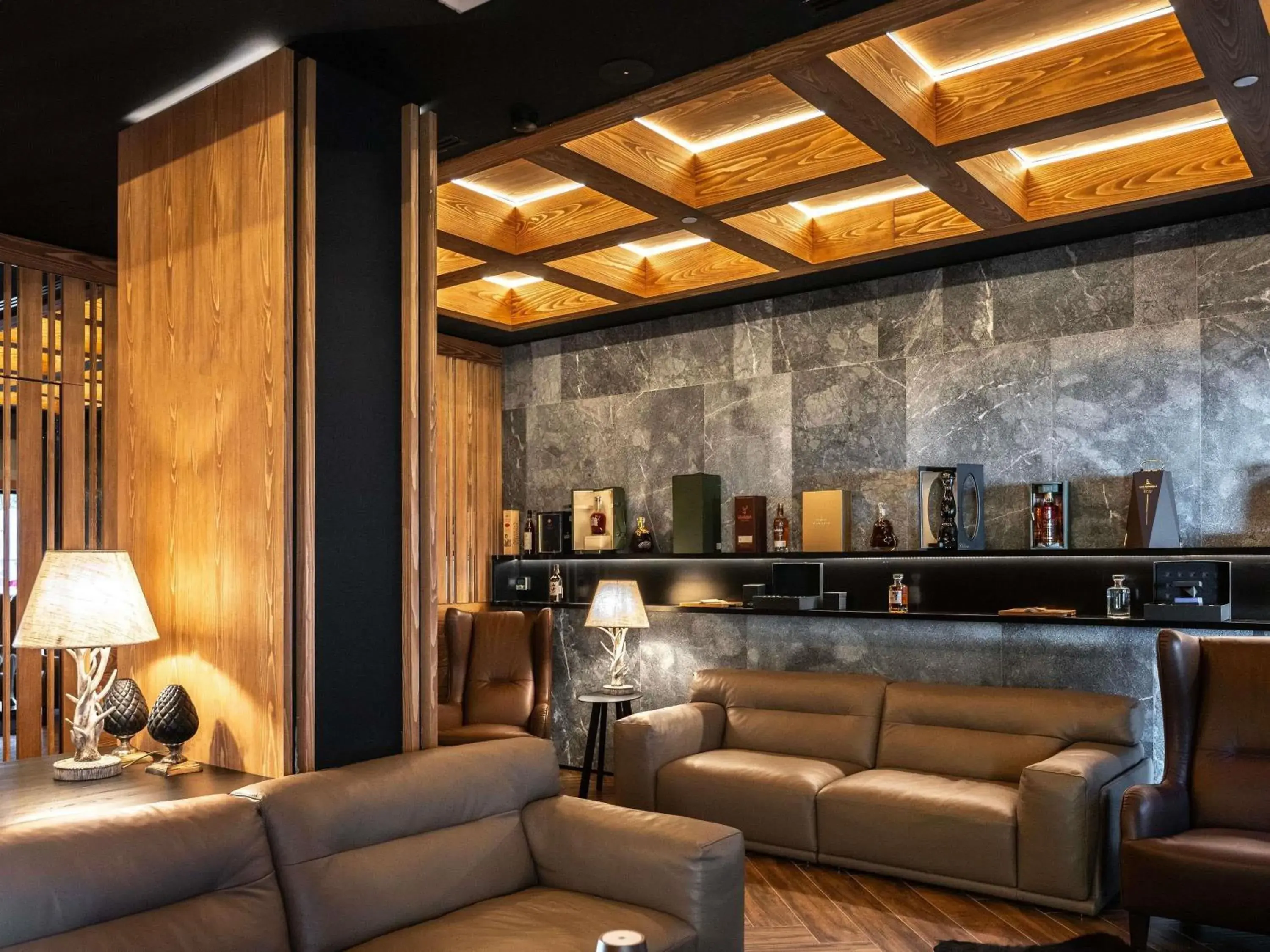 Lounge or bar in Swissôtel Resort Kolasin Lounge or bar in Swissôtel Resort Kolasin