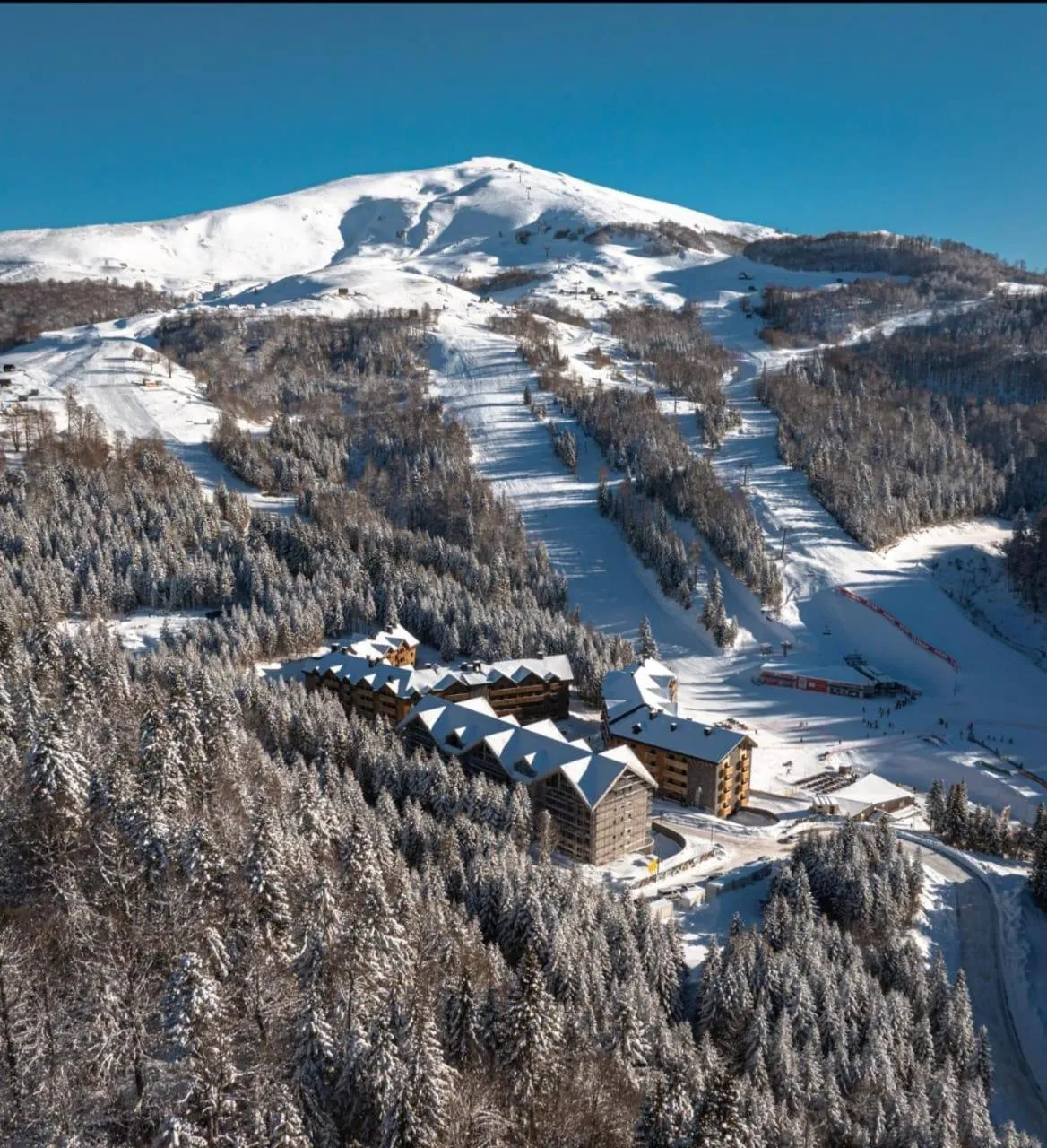 Property building in Swissôtel Resort Kolasin
