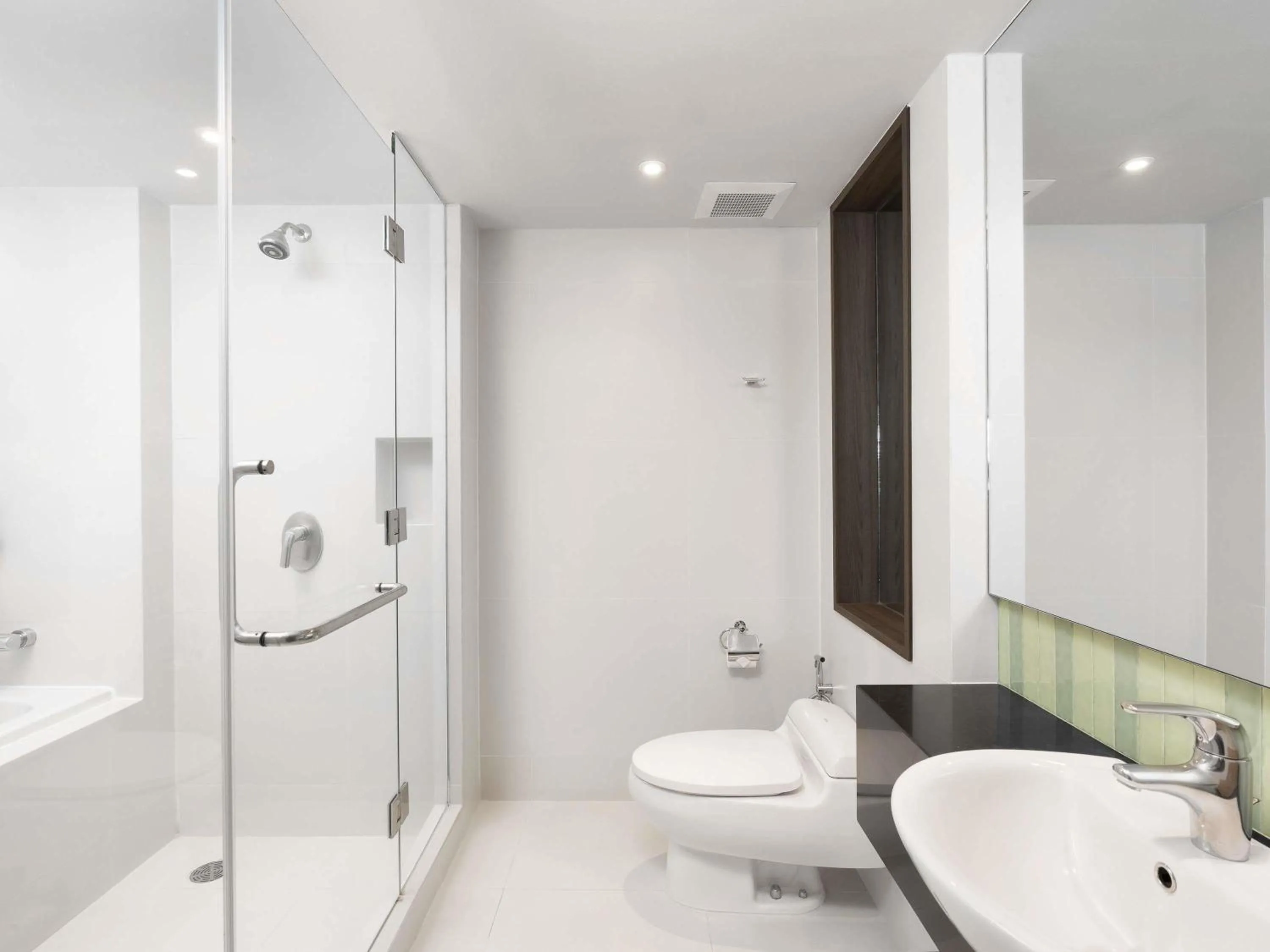 Bedroom in Novotel Living Bangkok Sukhumvit Legacy