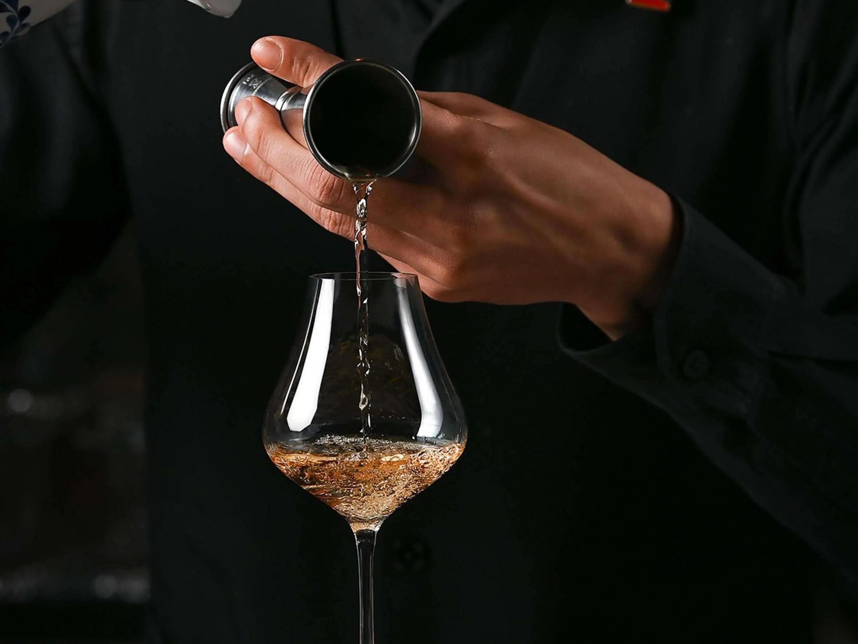 Lounge or bar in Novotel Living Bangkok Sukhumvit Legacy