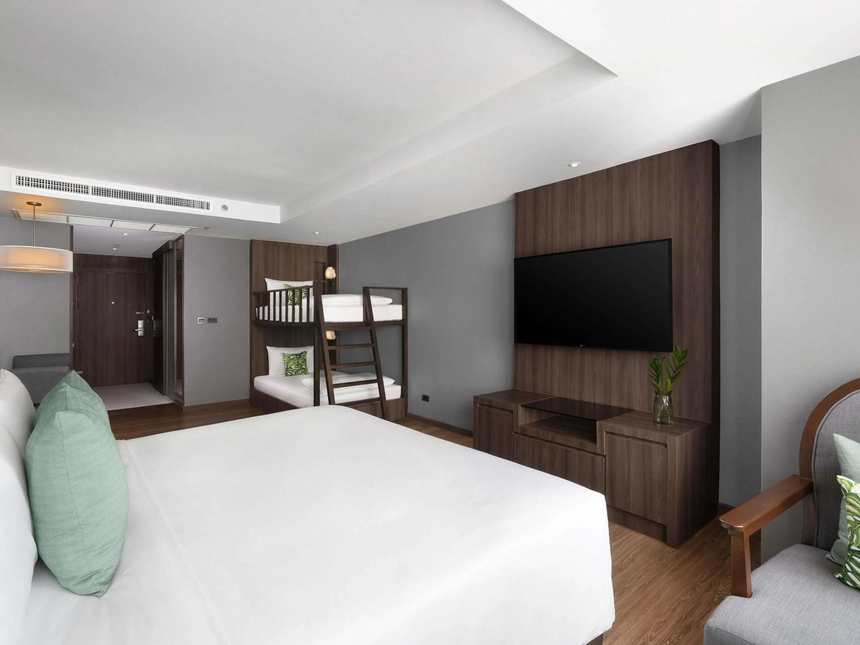 Bedroom, Bed in Novotel Living Bangkok Sukhumvit Legacy