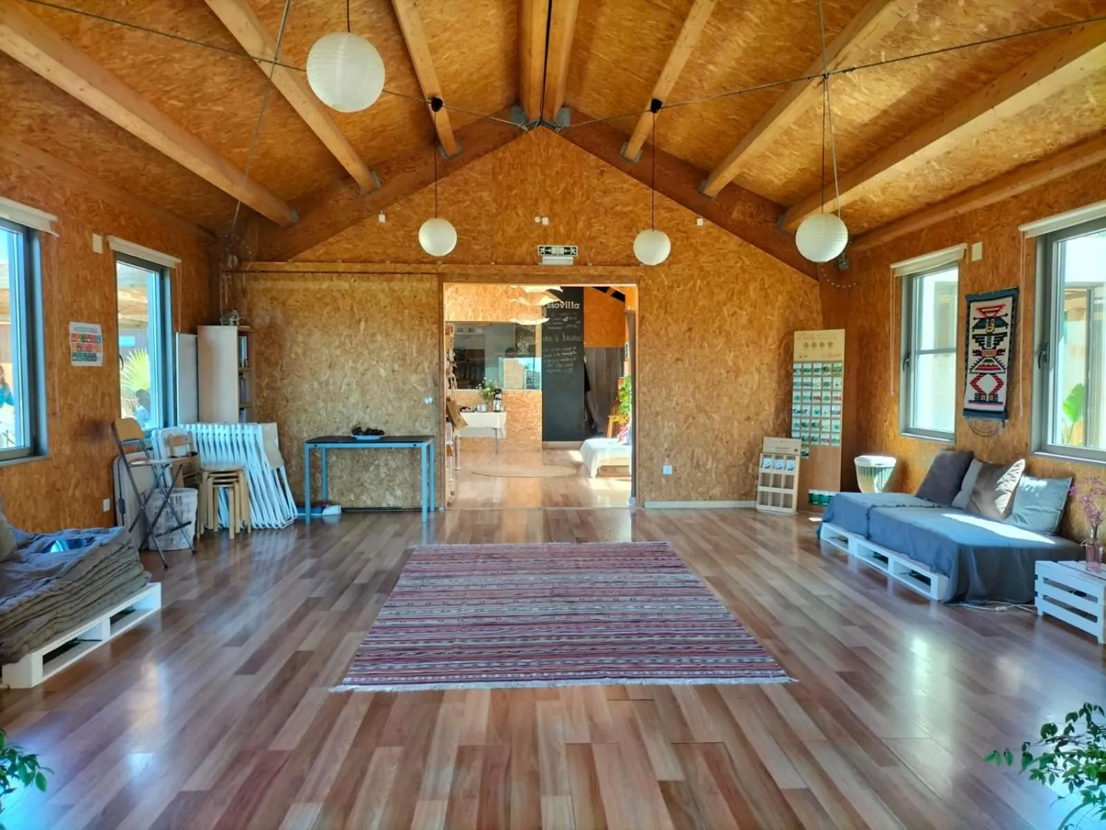 Communal lounge/ TV room in Biovilla Sustentabilidade