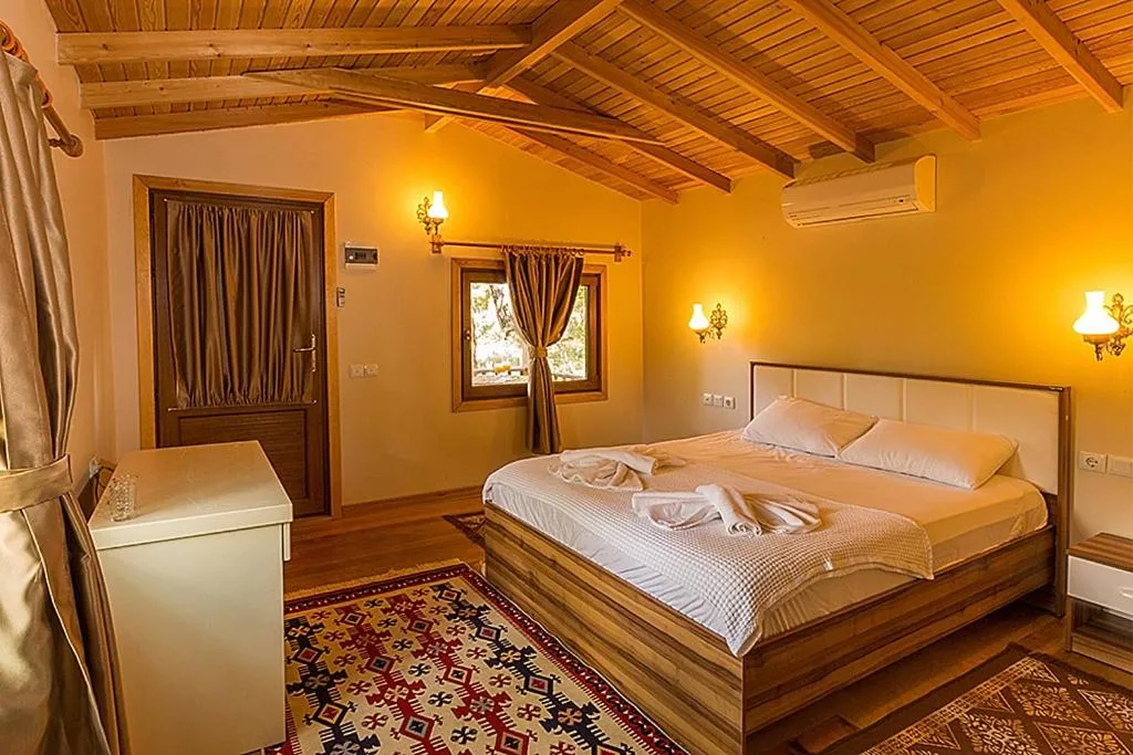 Bungalow with Garden View - single occupancy in Secret Garden Hotel & Bungalows