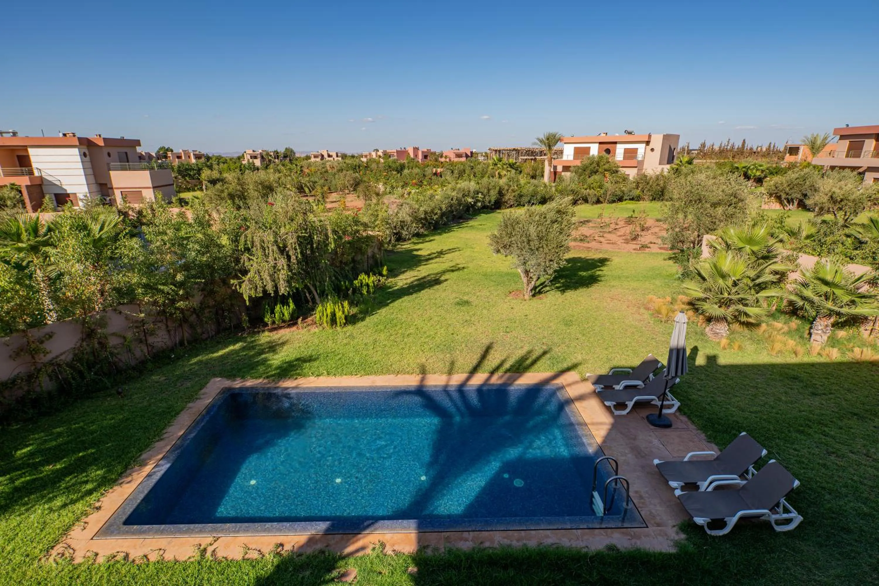 Swimming pool in Konouz Palace