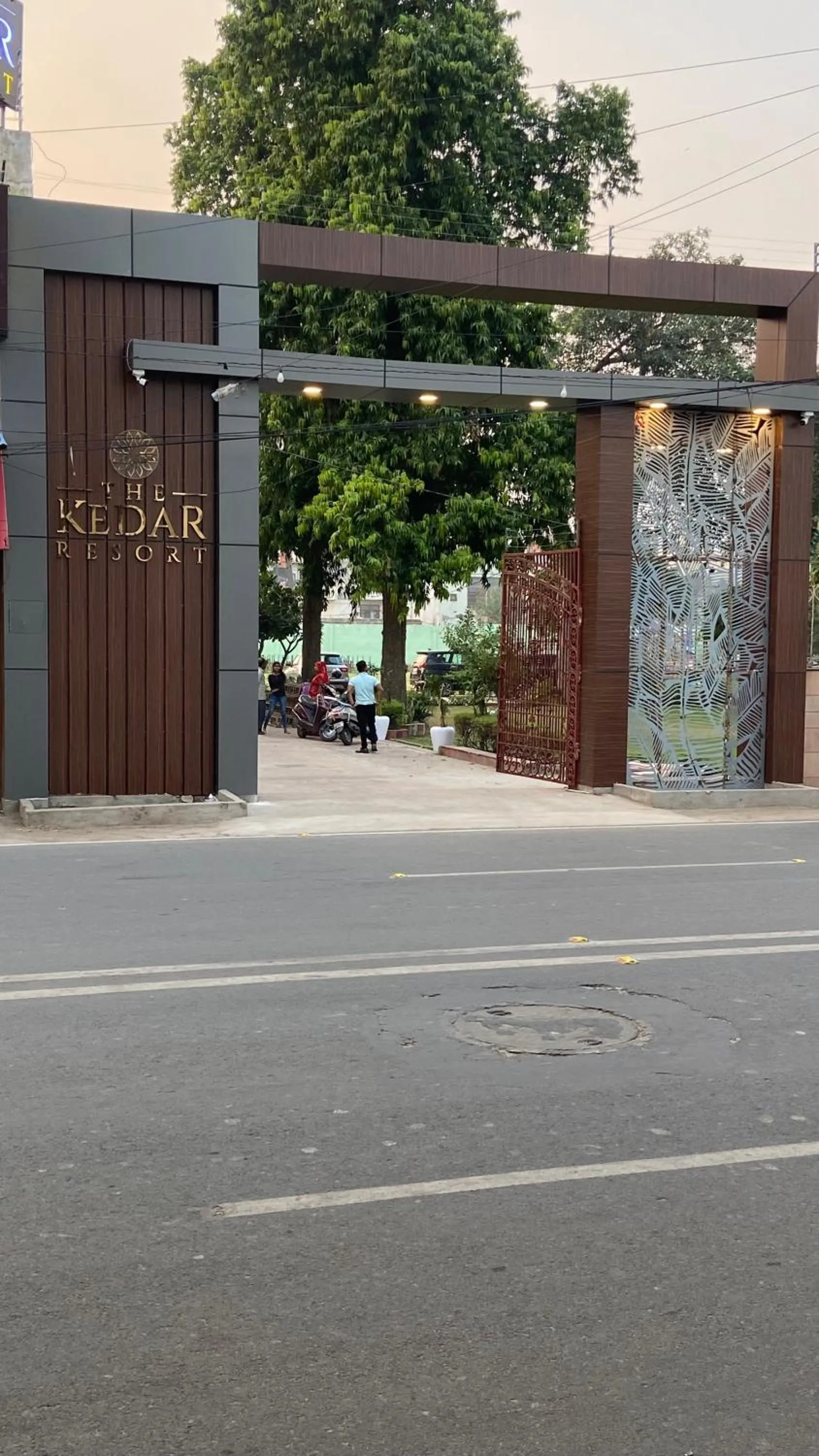 Facade/entrance in The Kedar Resort