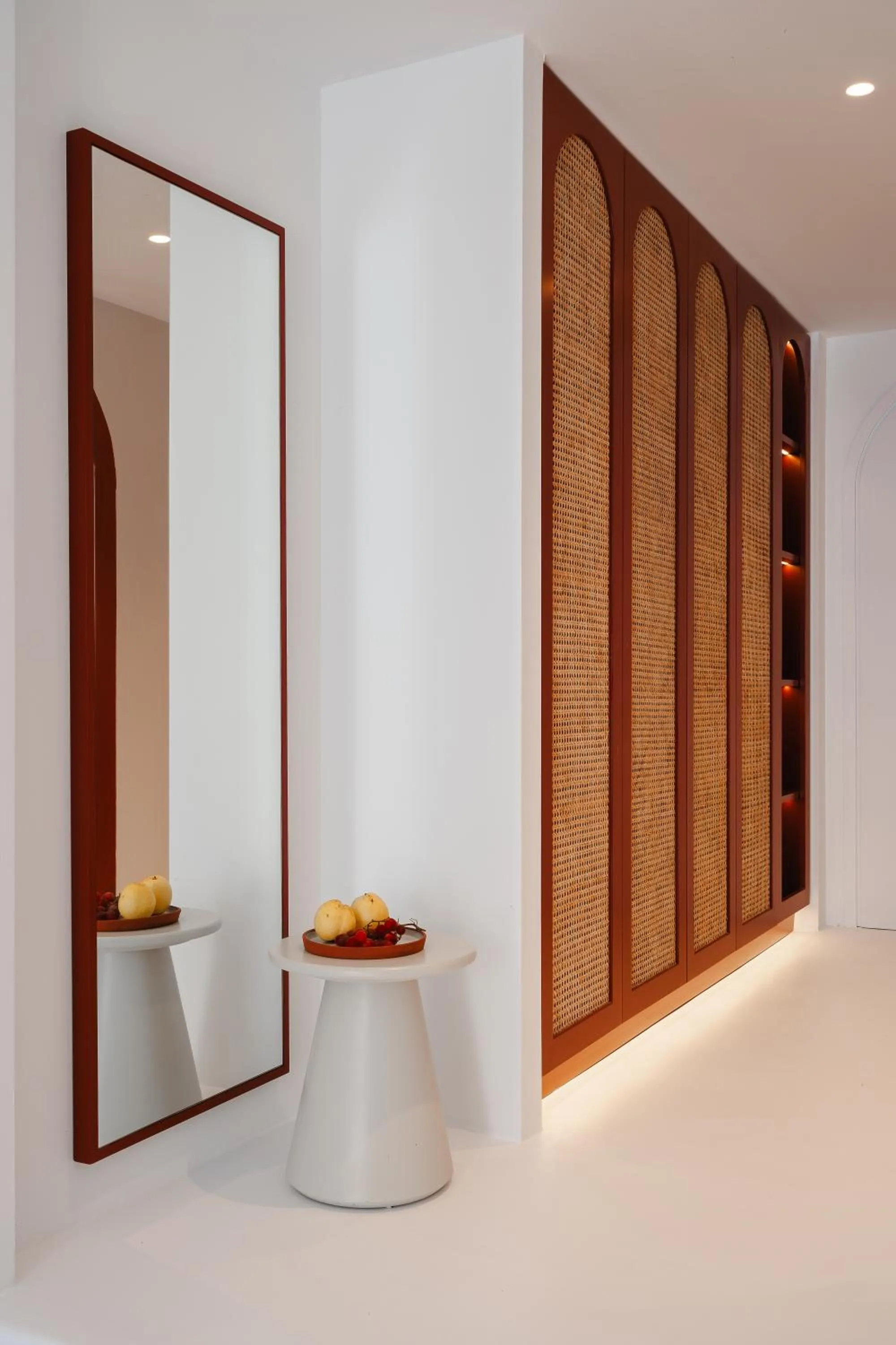 wardrobe in Croco Mykonos