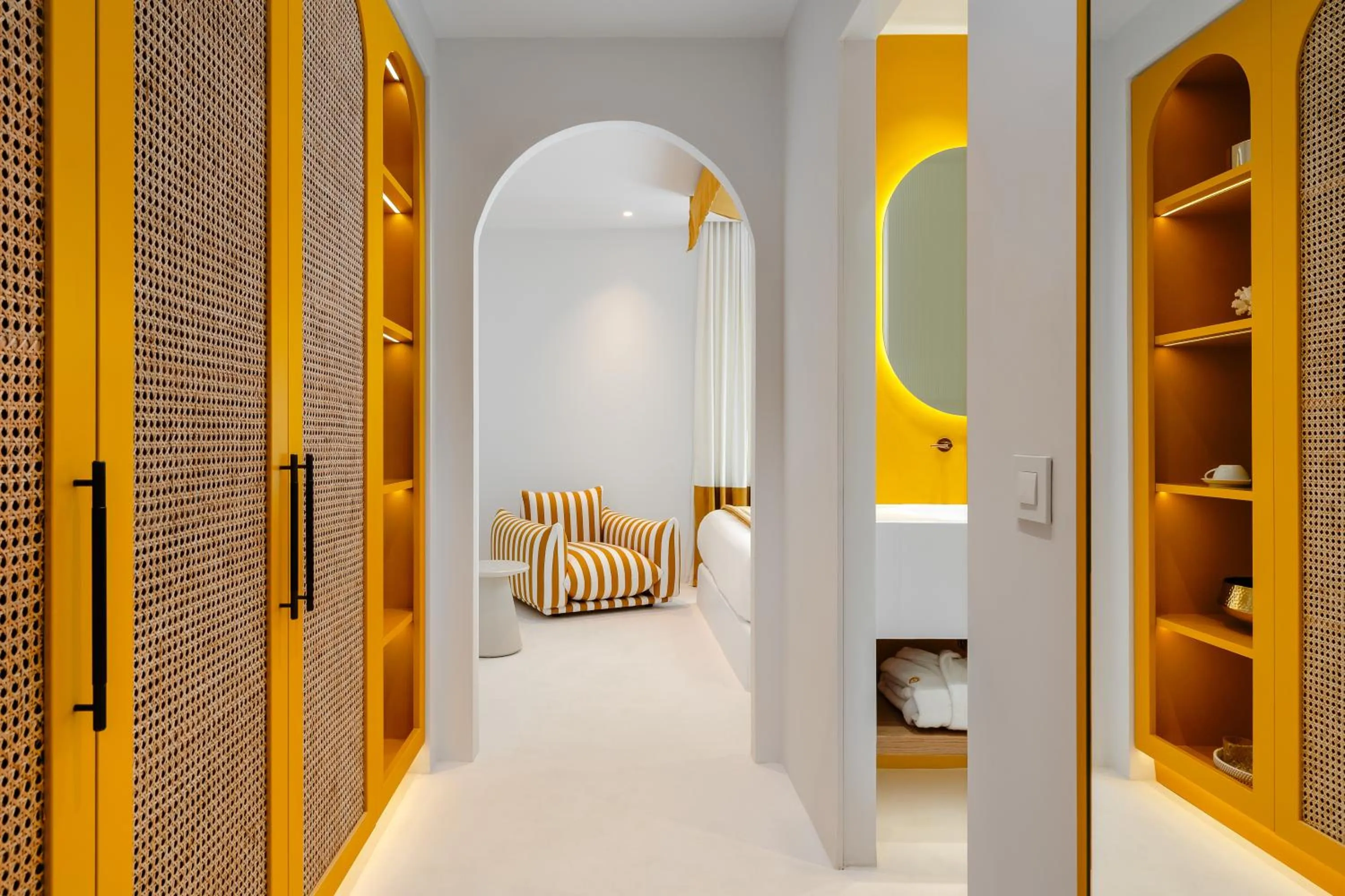 wardrobe, Bed in Croco Mykonos