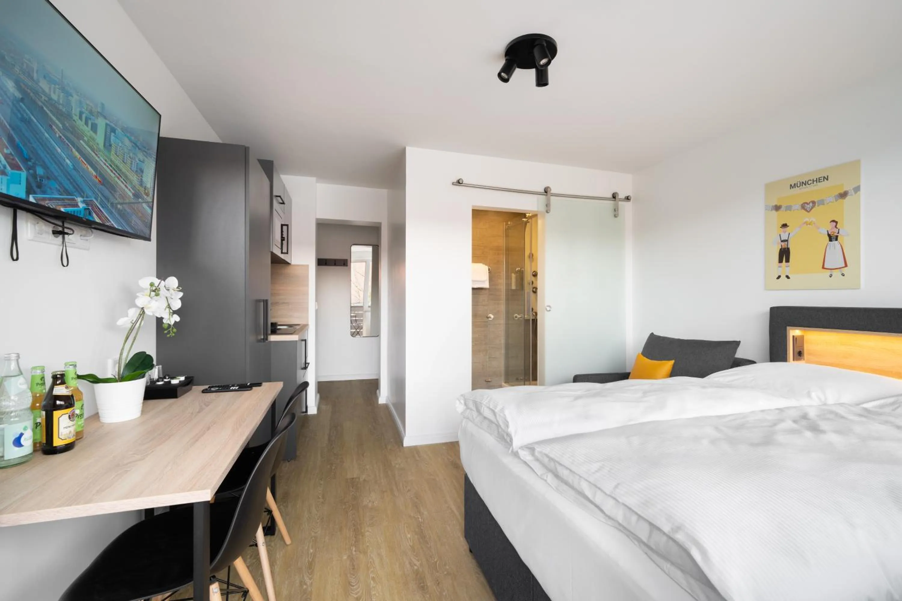 Bed in Homaris Apartments München Laim