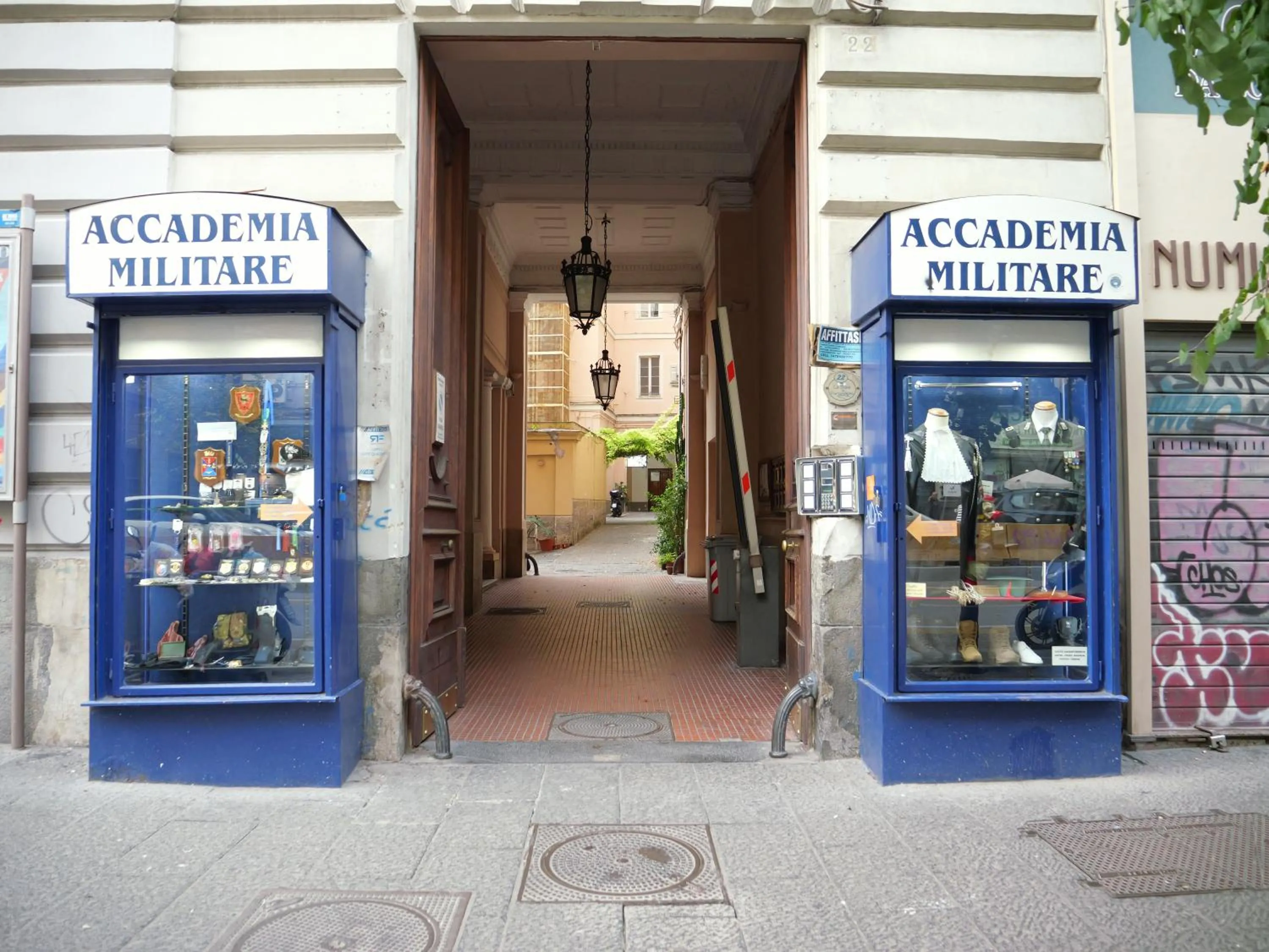 Facade/entrance in Corso Umberto 22 Guest House
