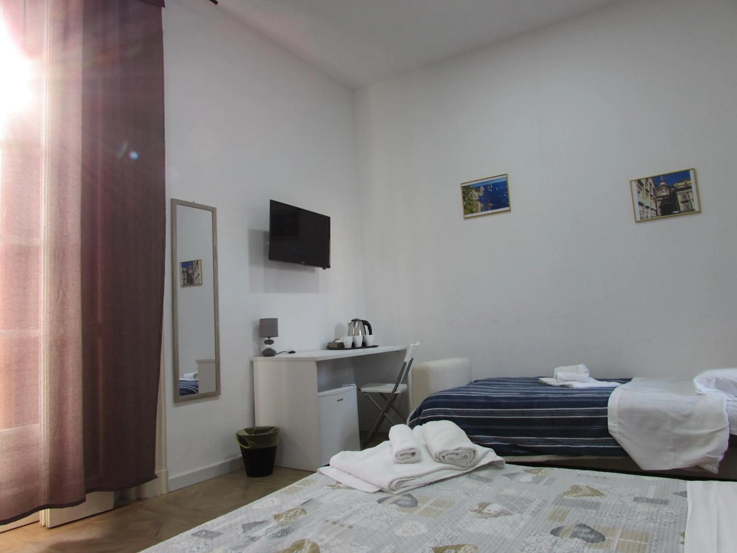 Coffee/tea facilities, Bed in Corso Umberto 22 Guest House