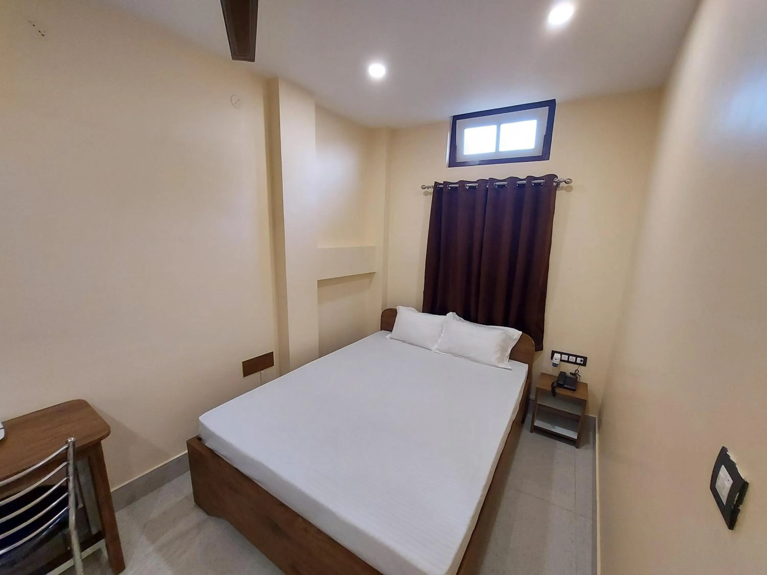 Bed in Hotel Hari Gayatri Regent