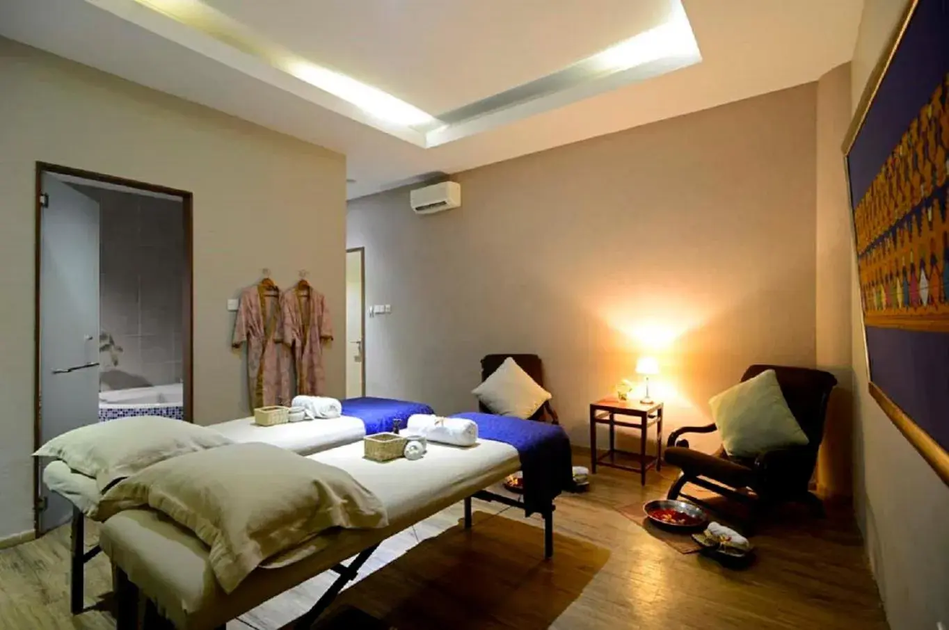 Massage, Bed in Discovery Ancol
