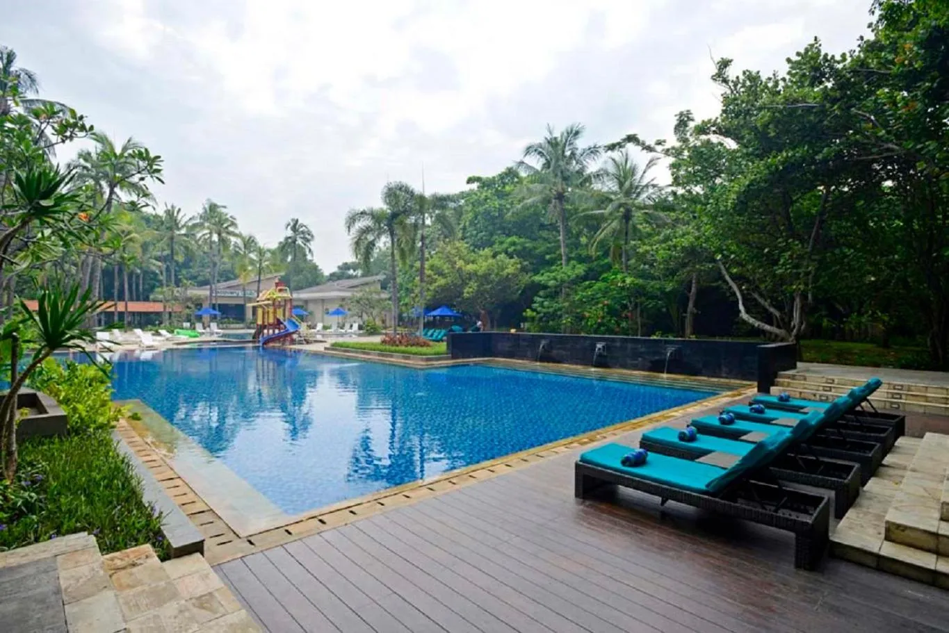 Swimming pool in Discovery Ancol