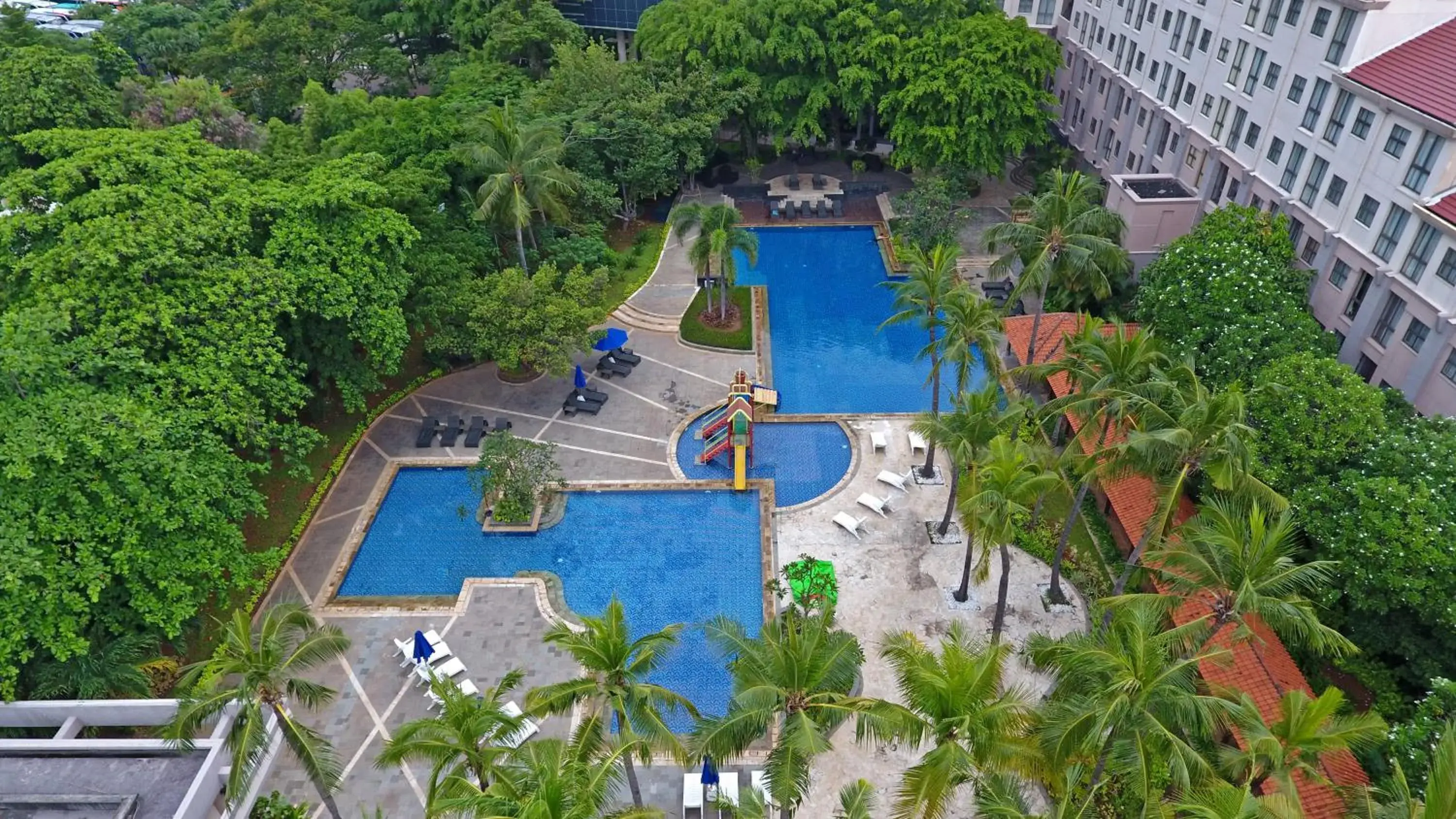 Swimming pool in Discovery Ancol