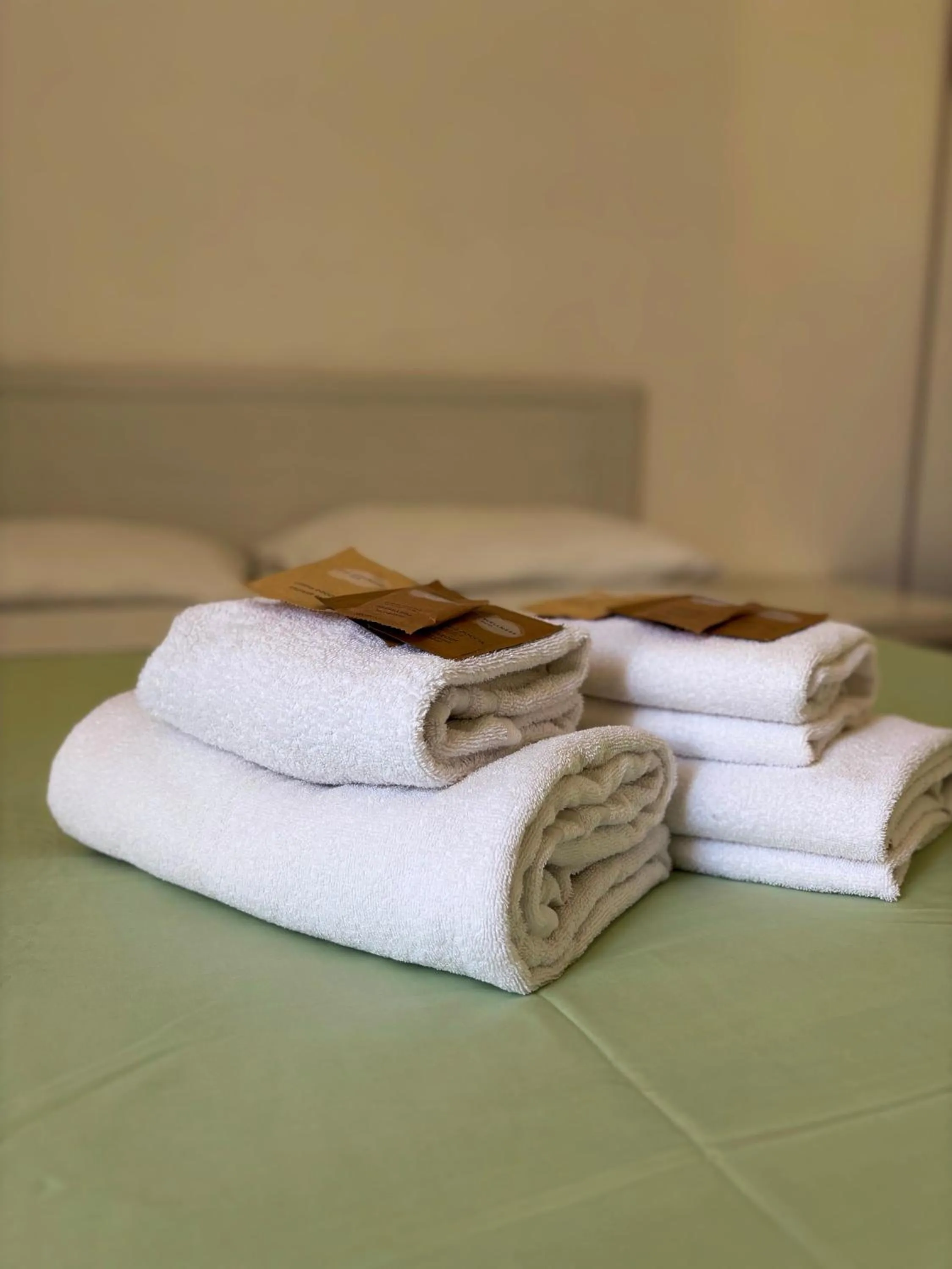 Bed in Castelnuovo Rooms #Politeama