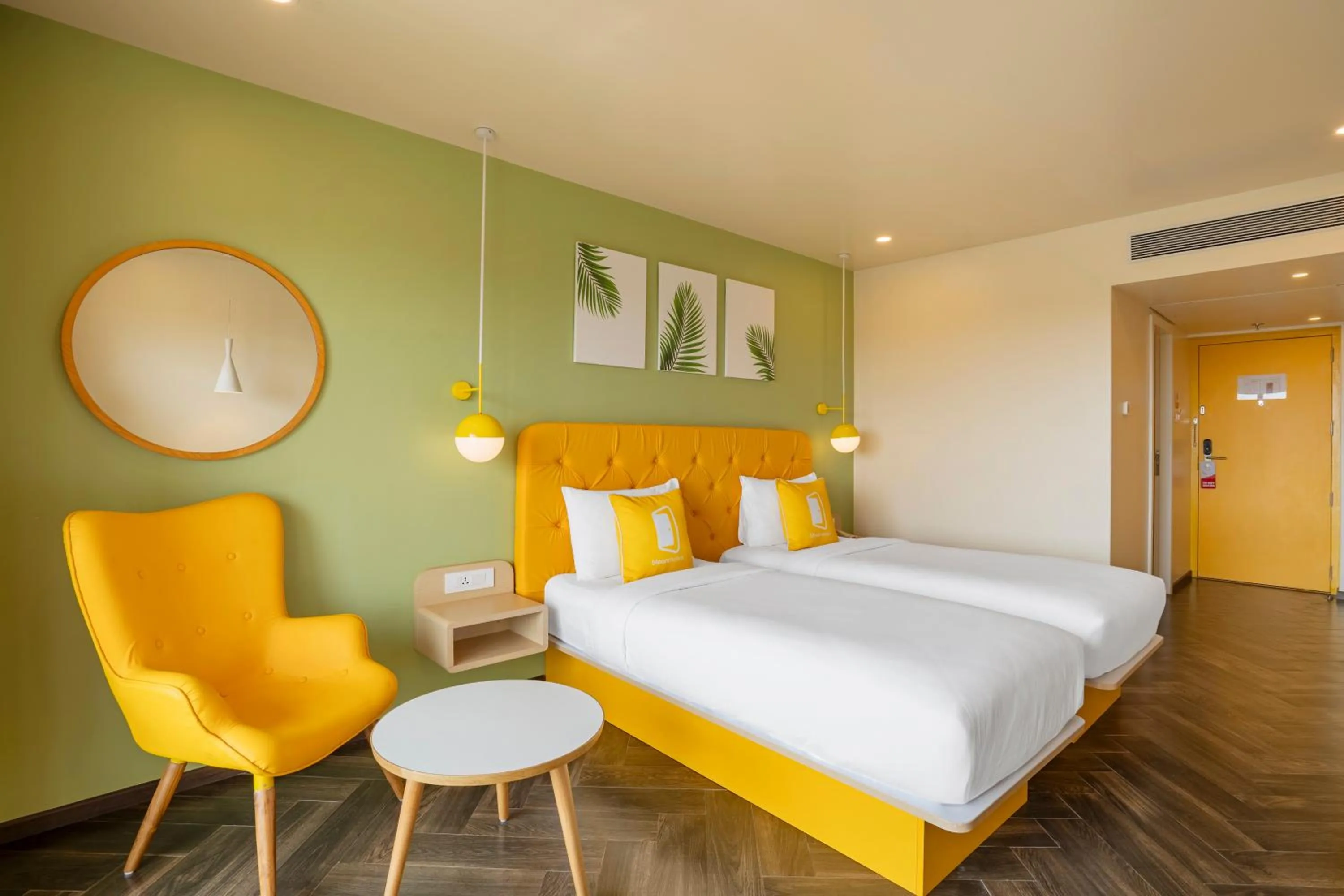 Photo of the whole room, Bed in Bloom Hotel - Dona Paula