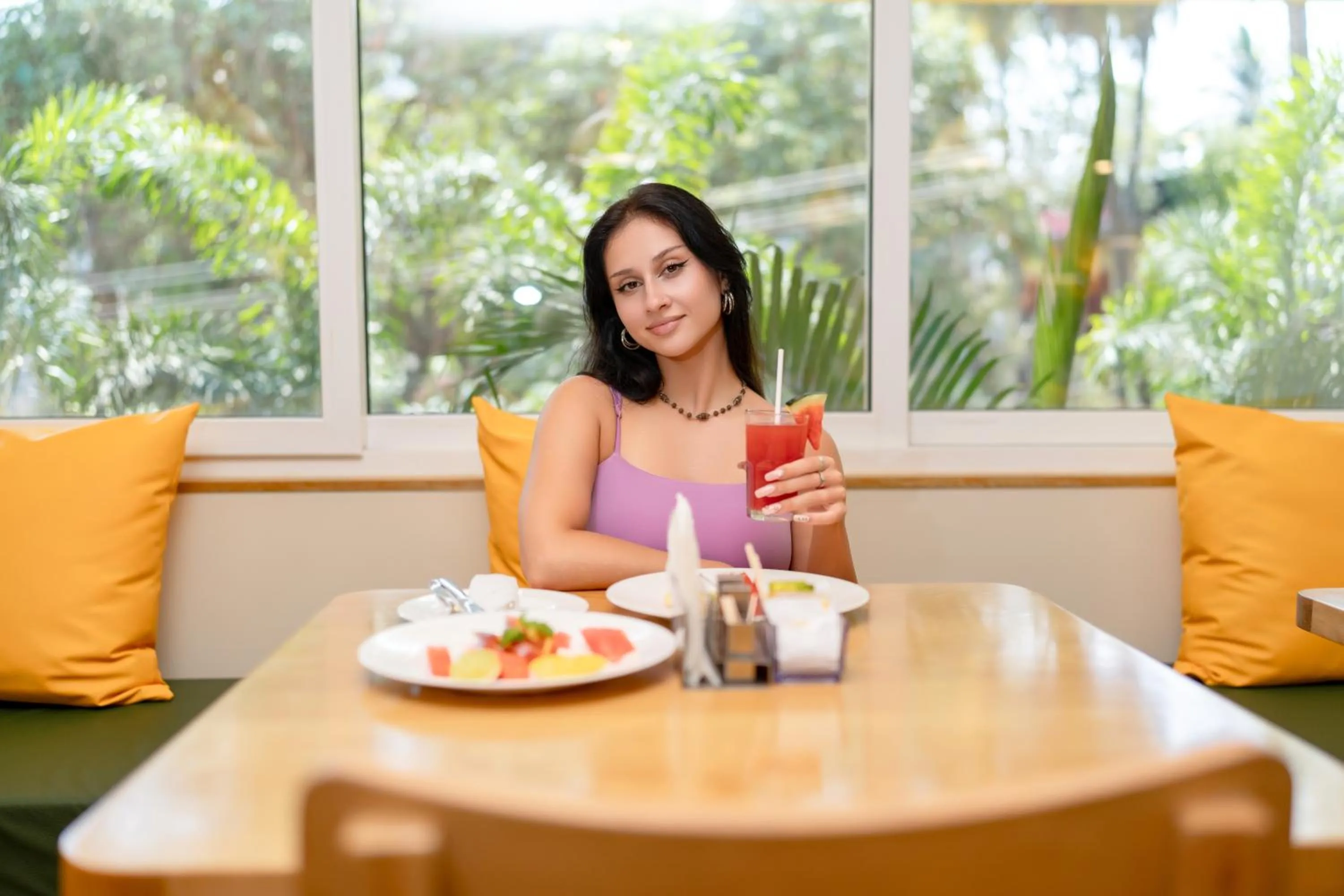 People in Bloom Hotel - Dona Paula