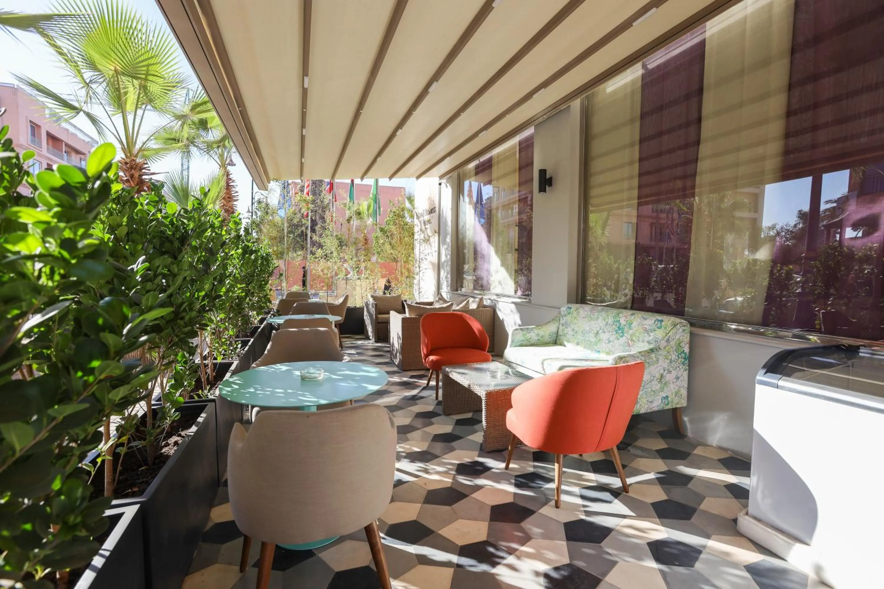 Restaurant/places to eat in Tempoo Hotel Marrakech City Centre Adults Only