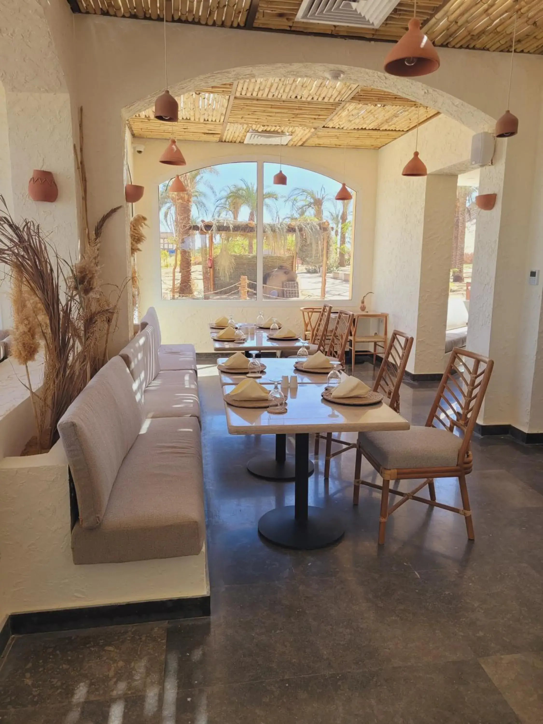 Restaurant/places to eat in The Zen Wellness Resort Restaurant/places to eat in The Zen Wellness Resort