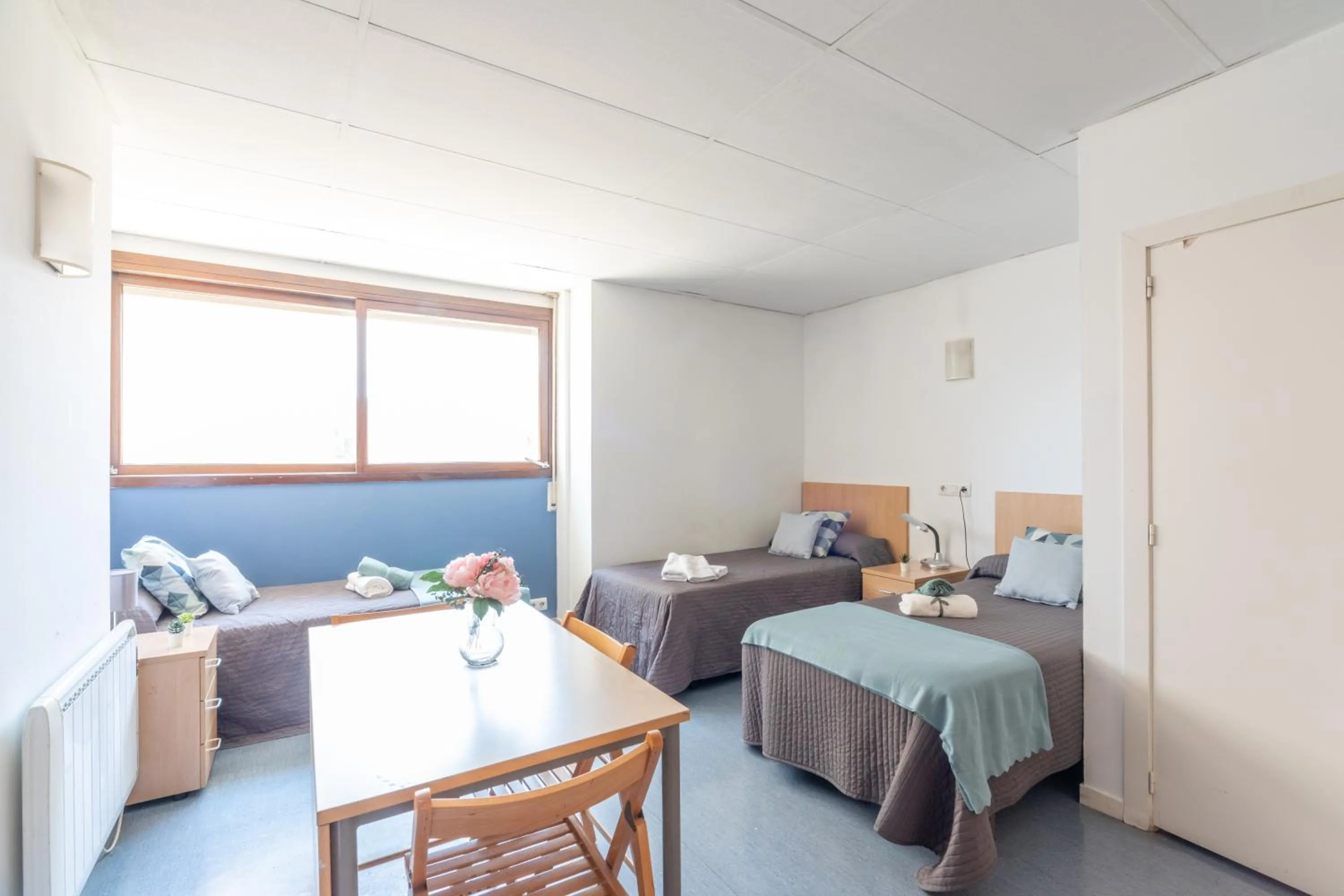 Photo of the whole room, Bed in Residencia Universitaria Resa Lesseps