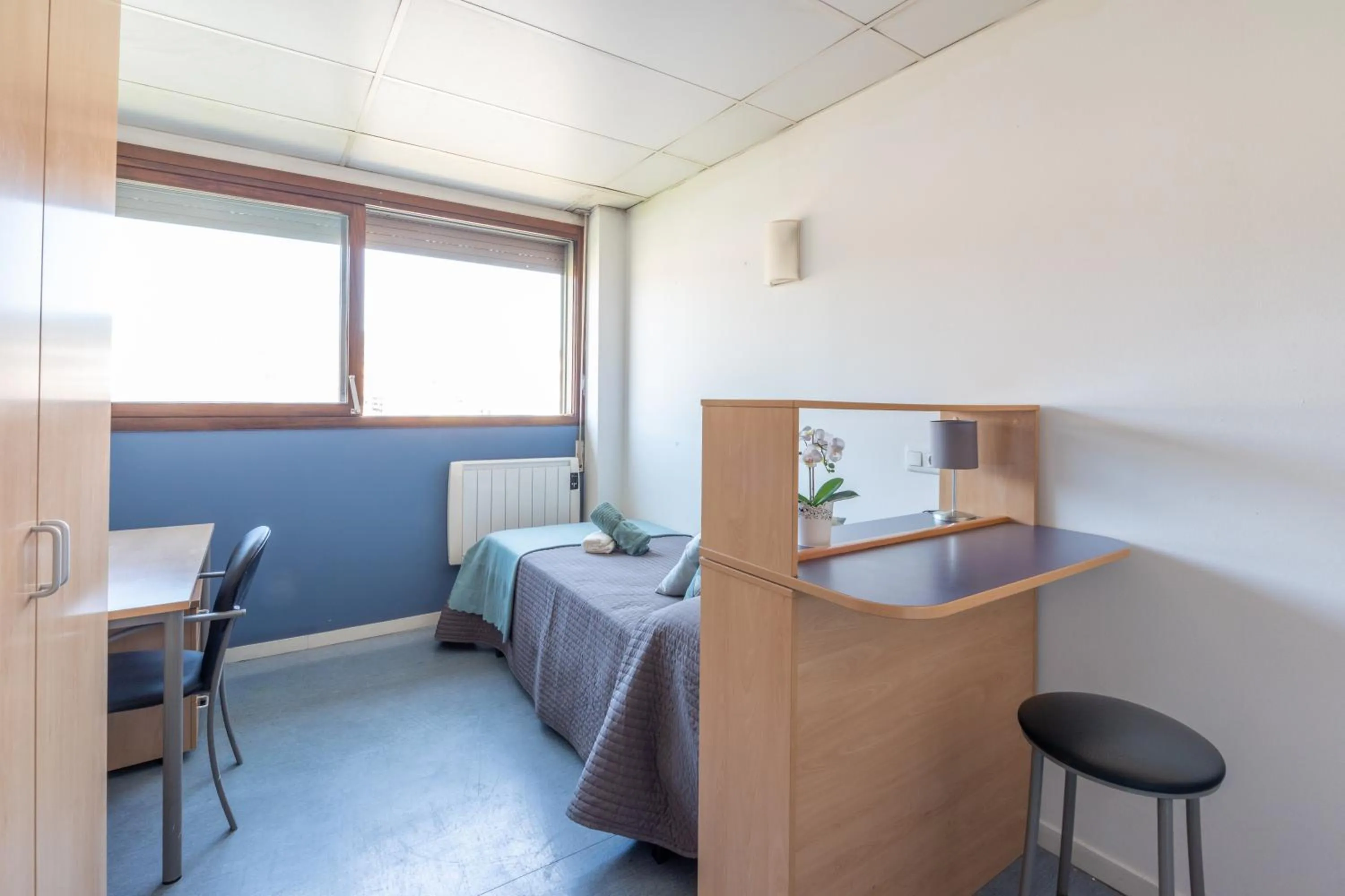 Photo of the whole room, Bed in Residencia Universitaria Resa Lesseps