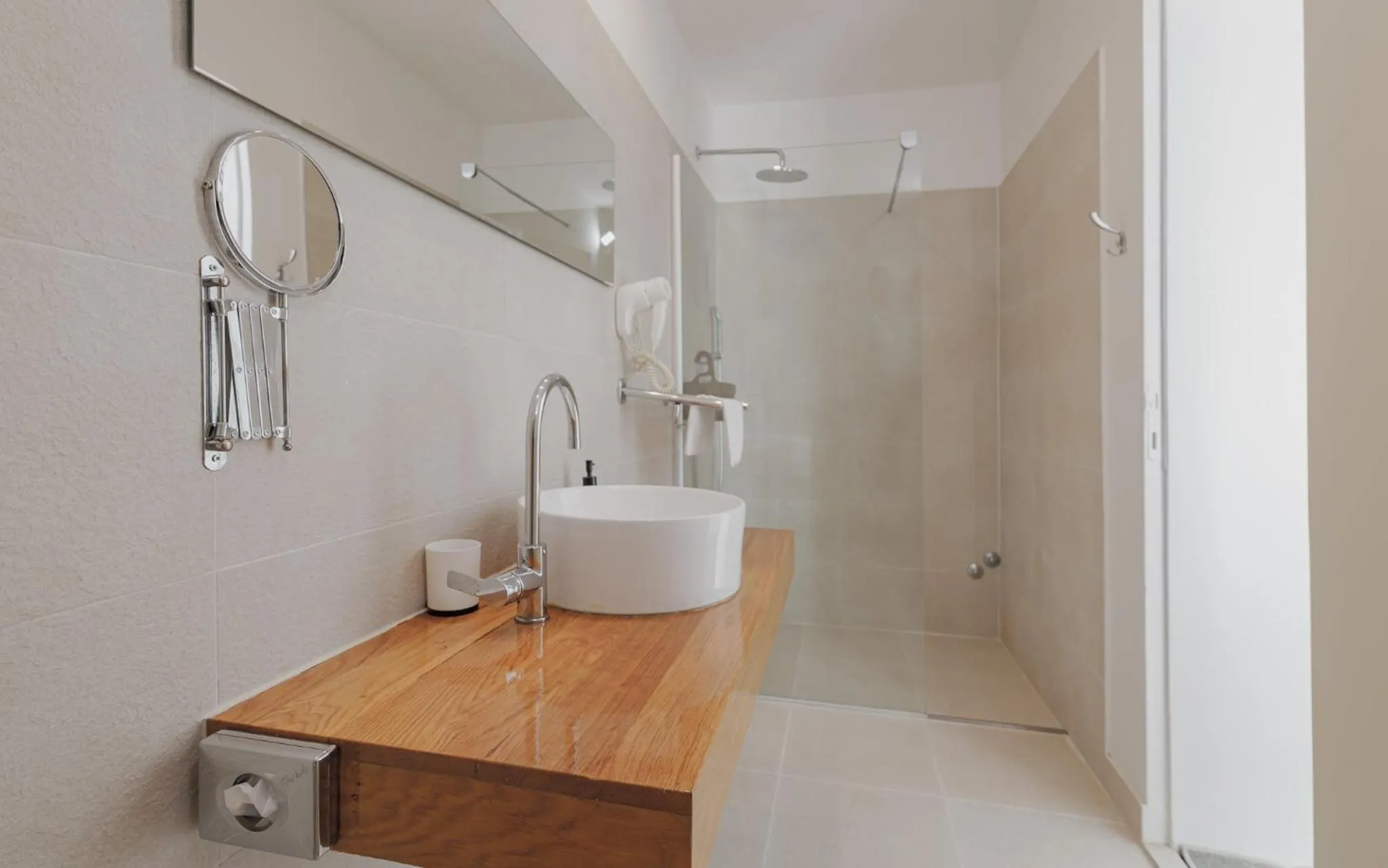 Shower in Monvidal by Bura Hotels - Adults Only
