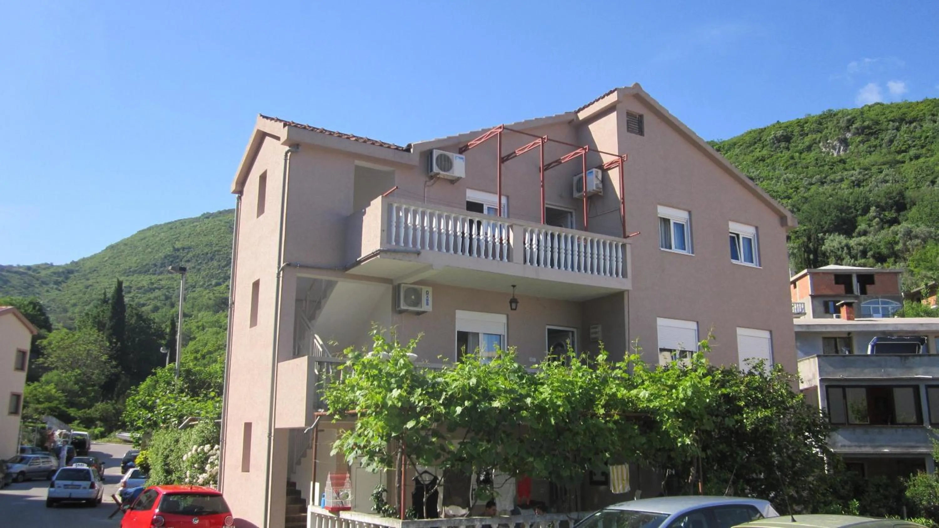 Property building in Apartments Kordic