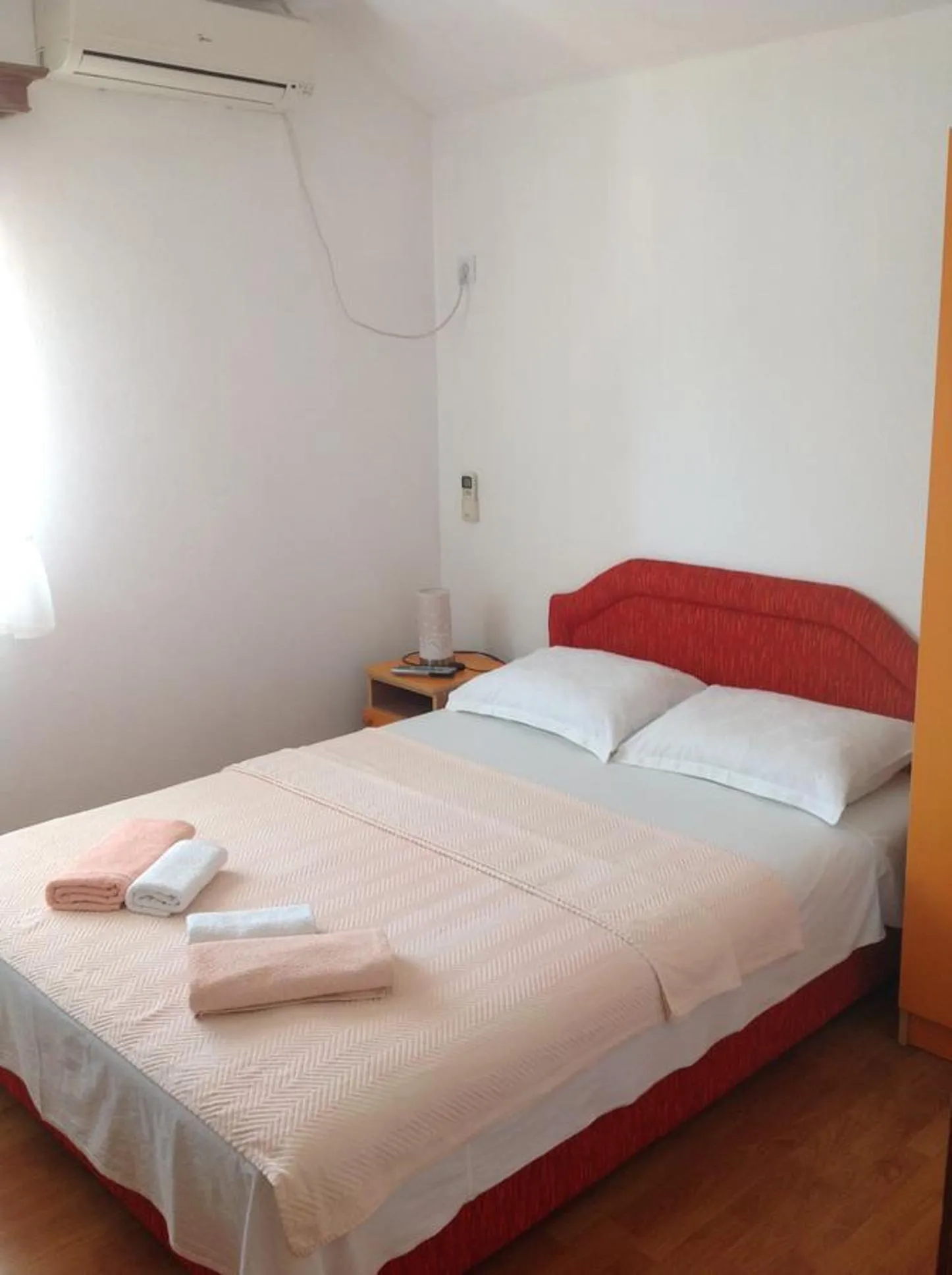 Bedroom, Bed in Apartments Kordic