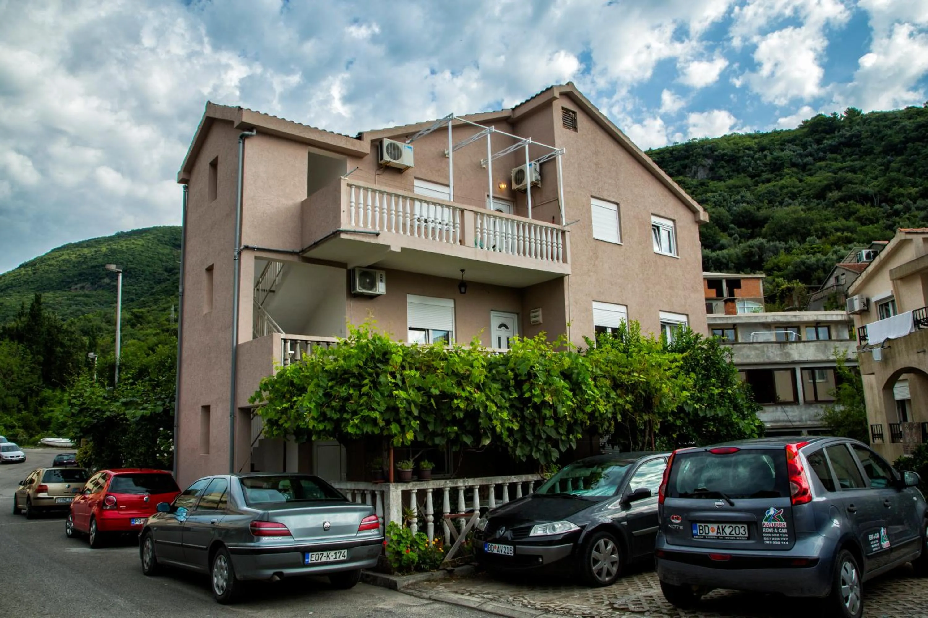 Property building in Apartments Kordic