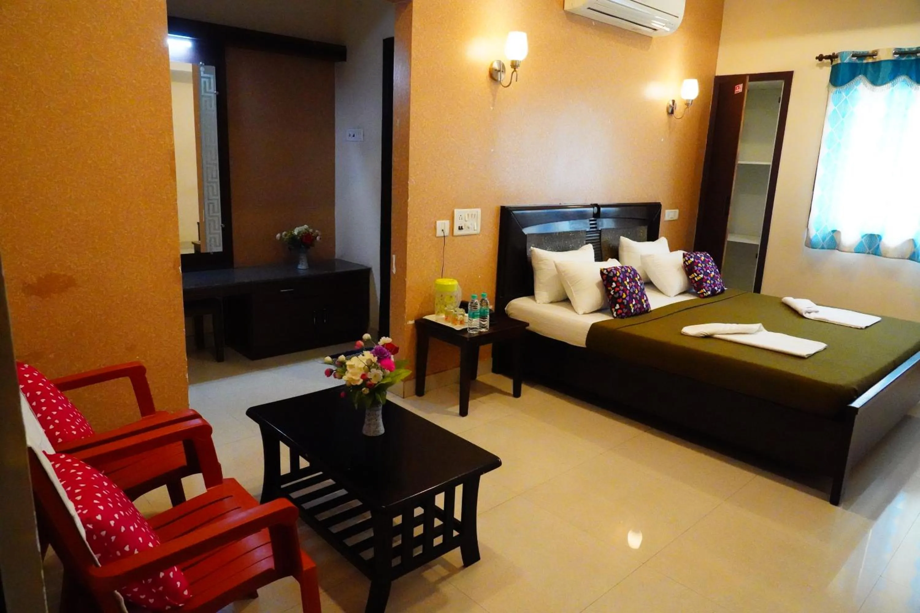 Bed in Vinayagam Residency