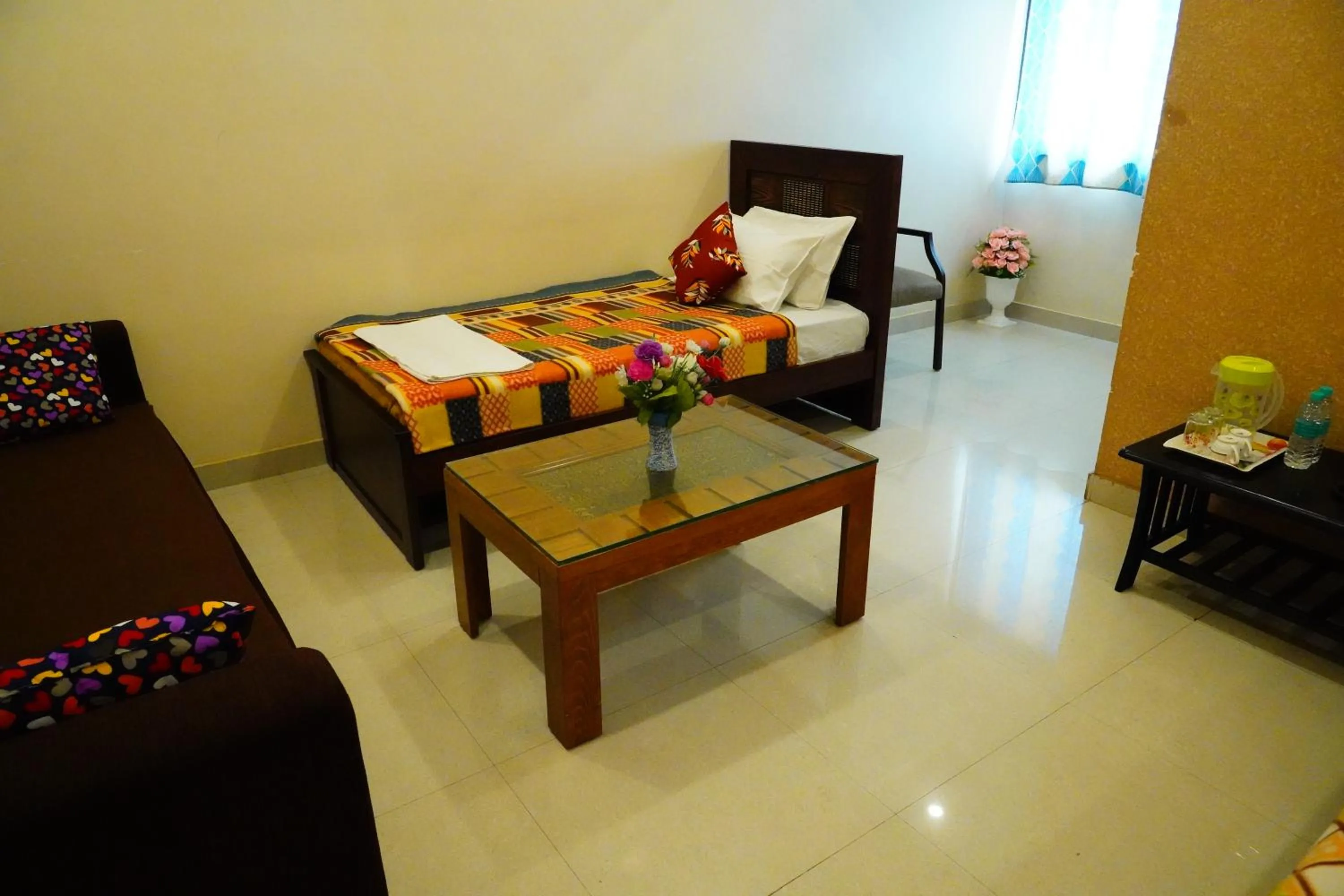 Bed in Vinayagam Residency