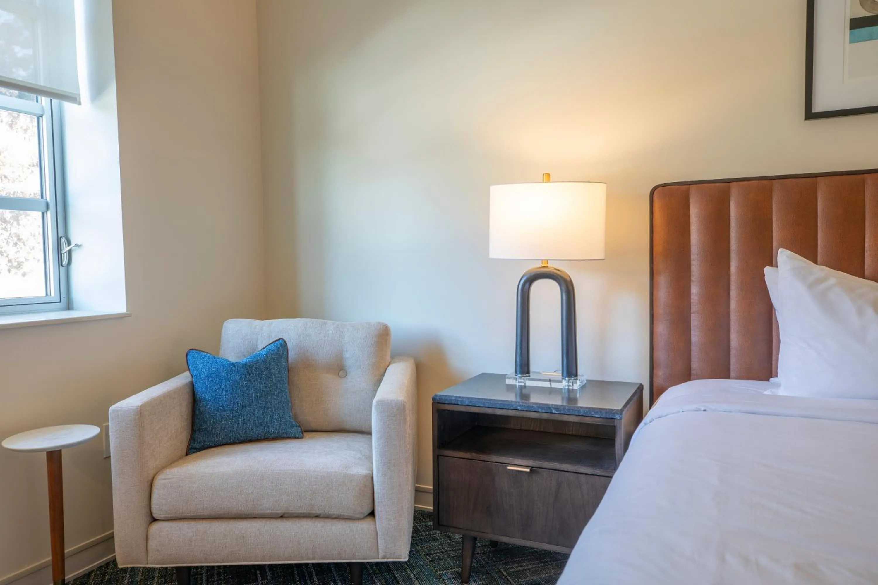 Bedroom, Bed in The Holbrook Hotel