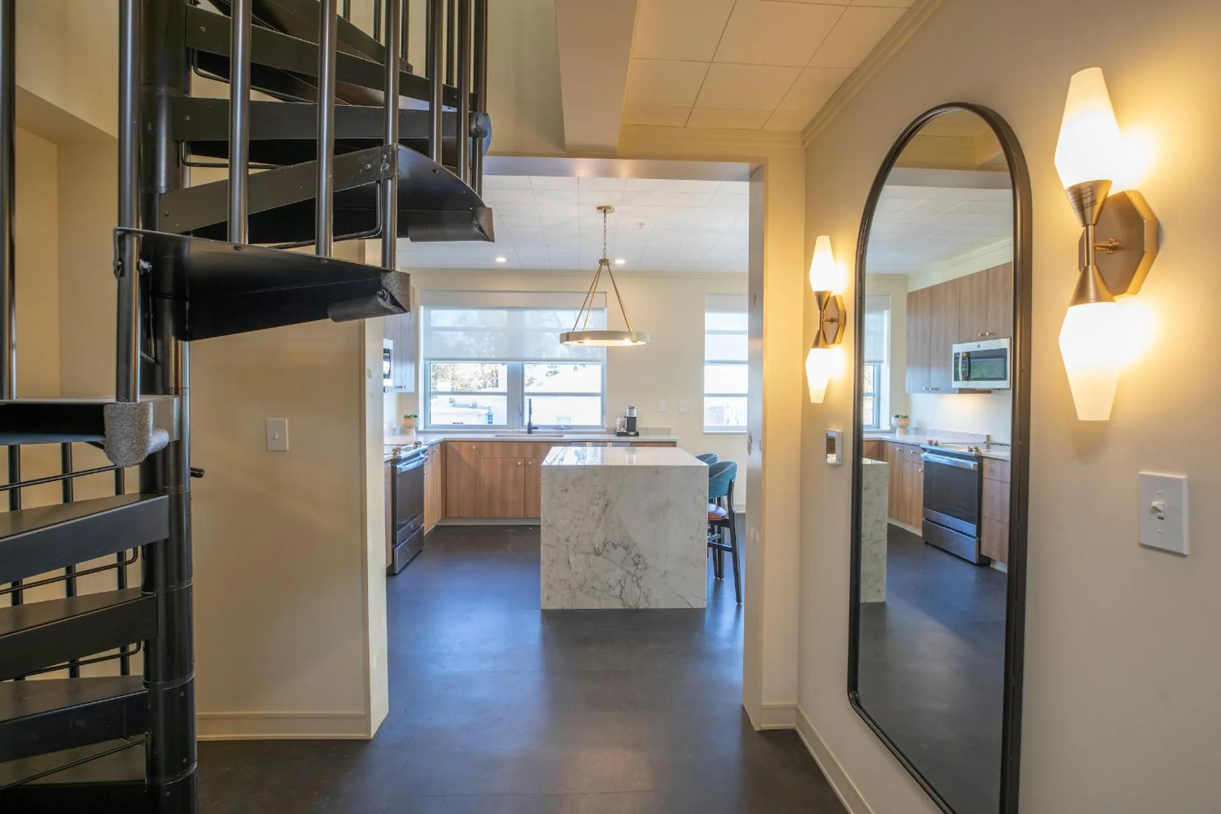 Kitchen or kitchenette in The Holbrook Hotel