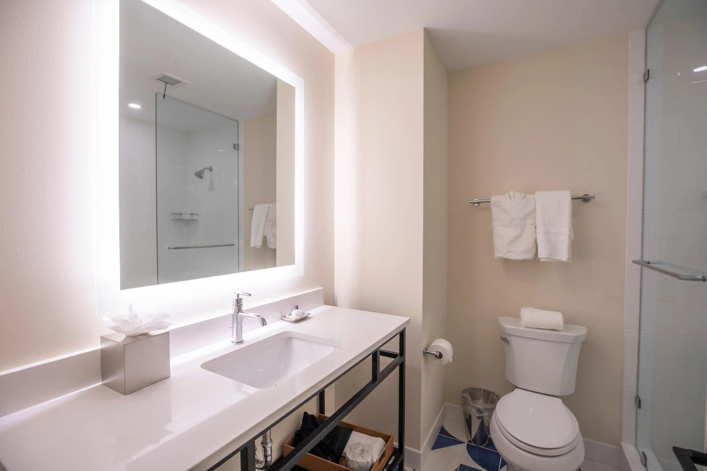 Bathroom in The Holbrook Hotel