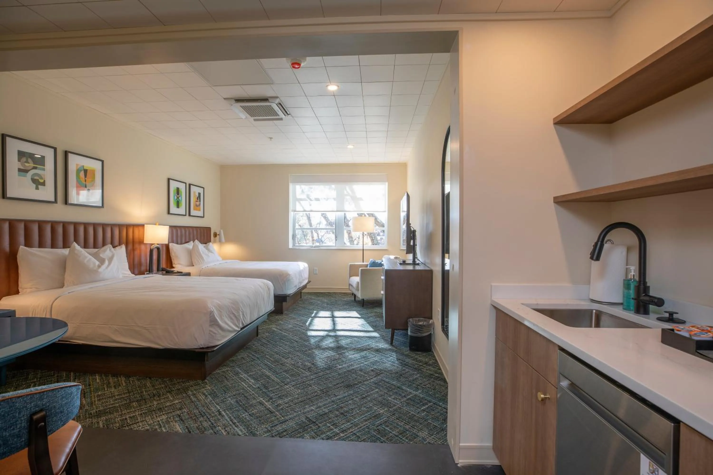 Bed in The Holbrook Hotel