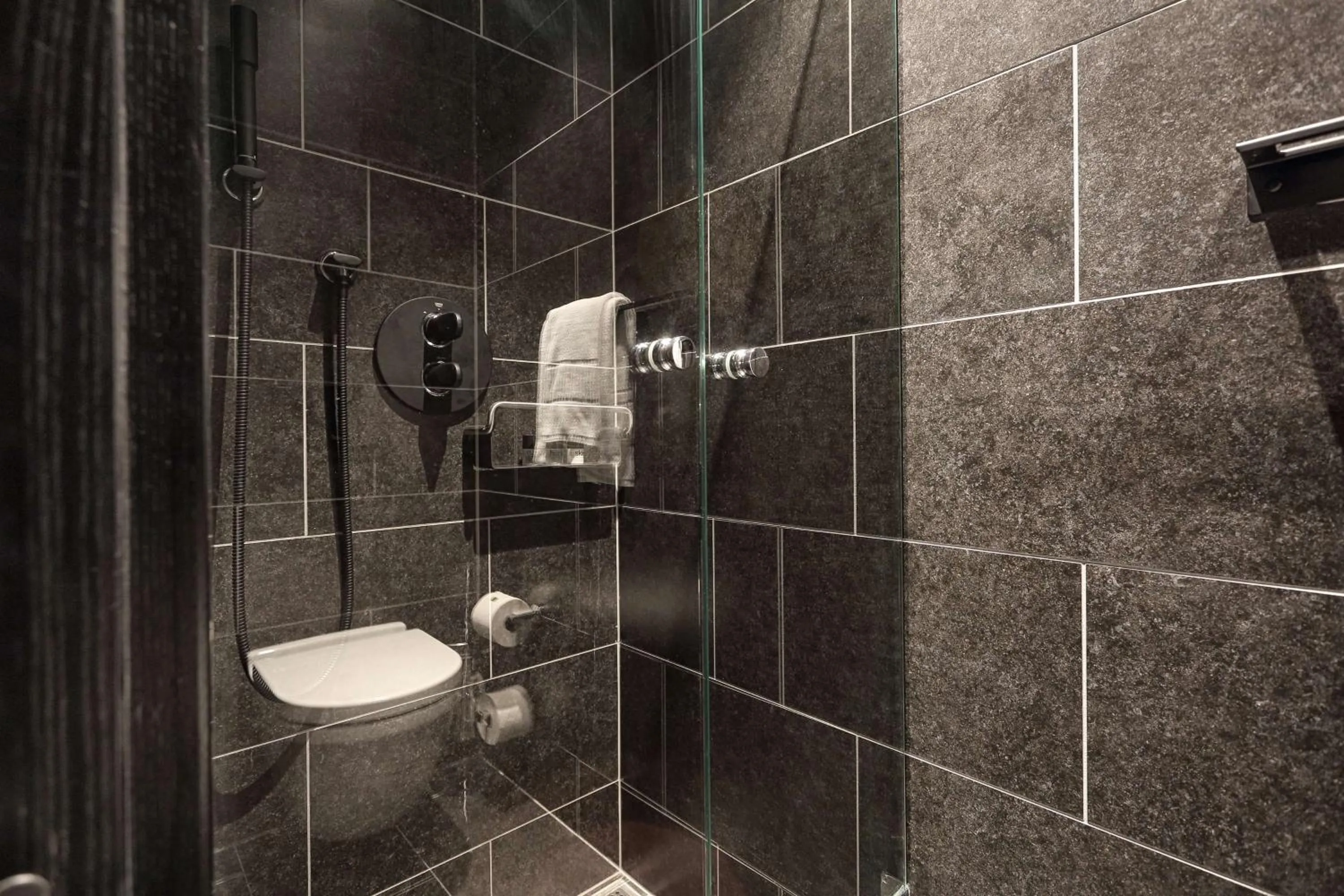 Bathroom in U&Me; BW Signature Collection