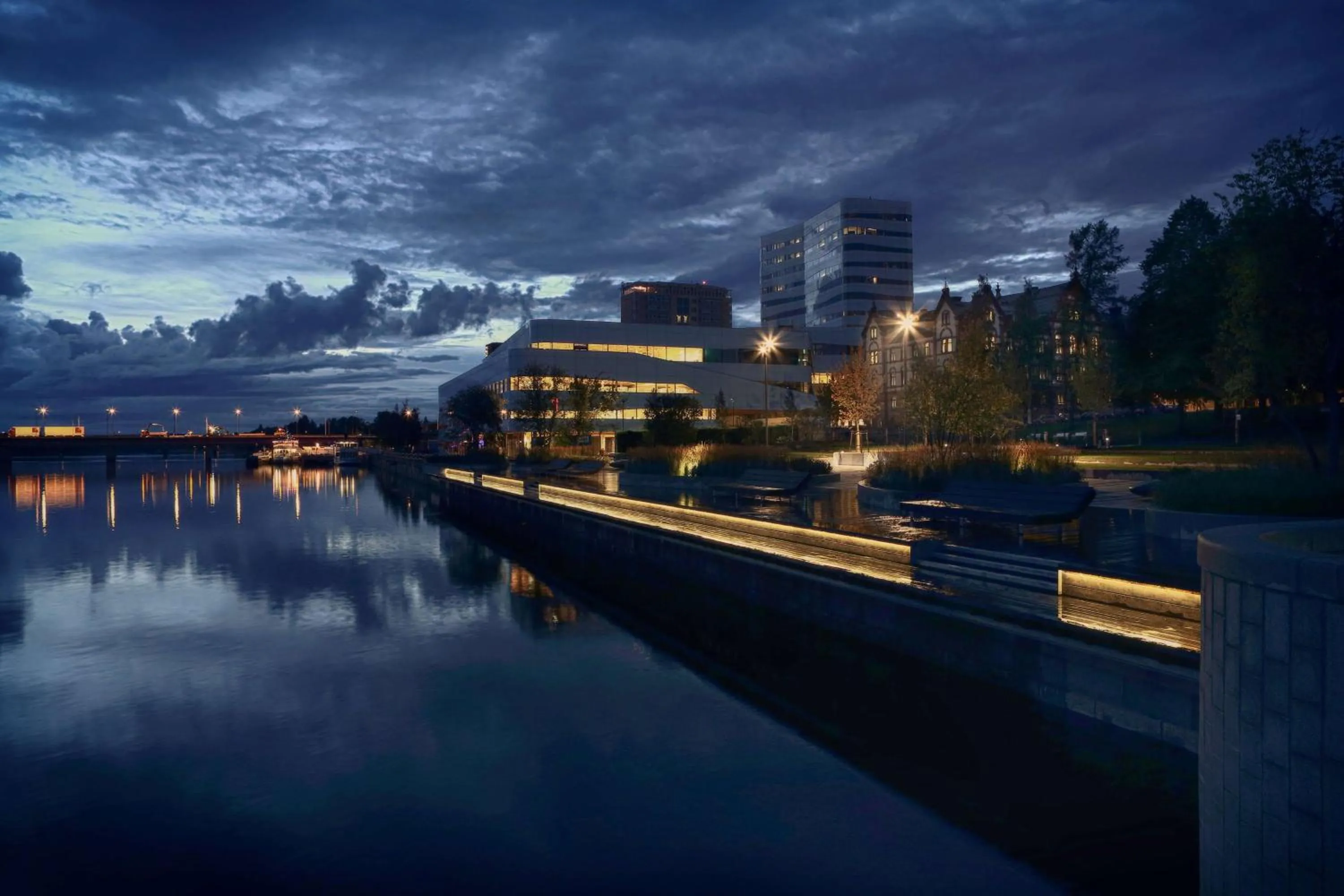 Night in U&Me; BW Signature Collection