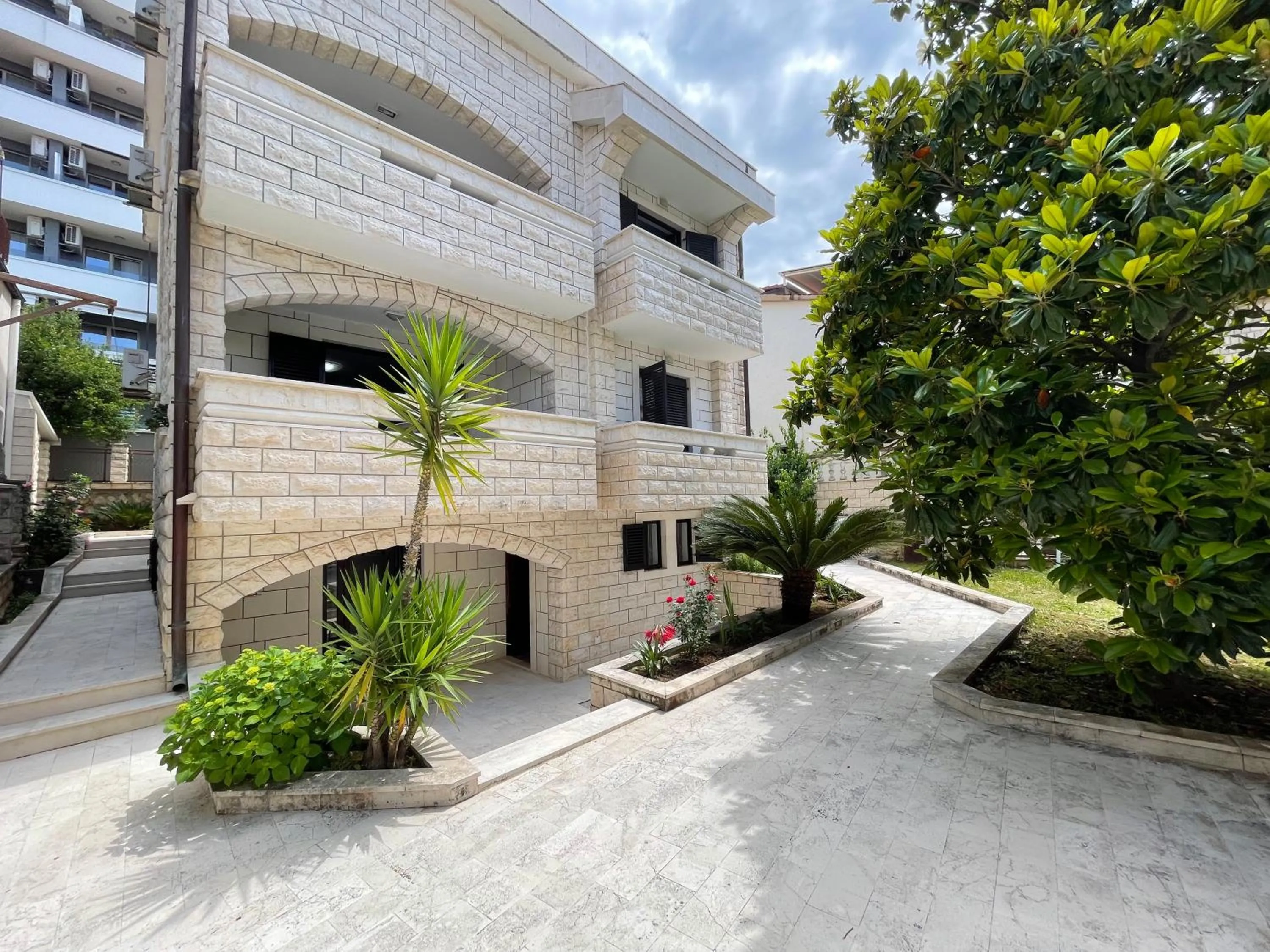 Apartments Villa Mirjana
