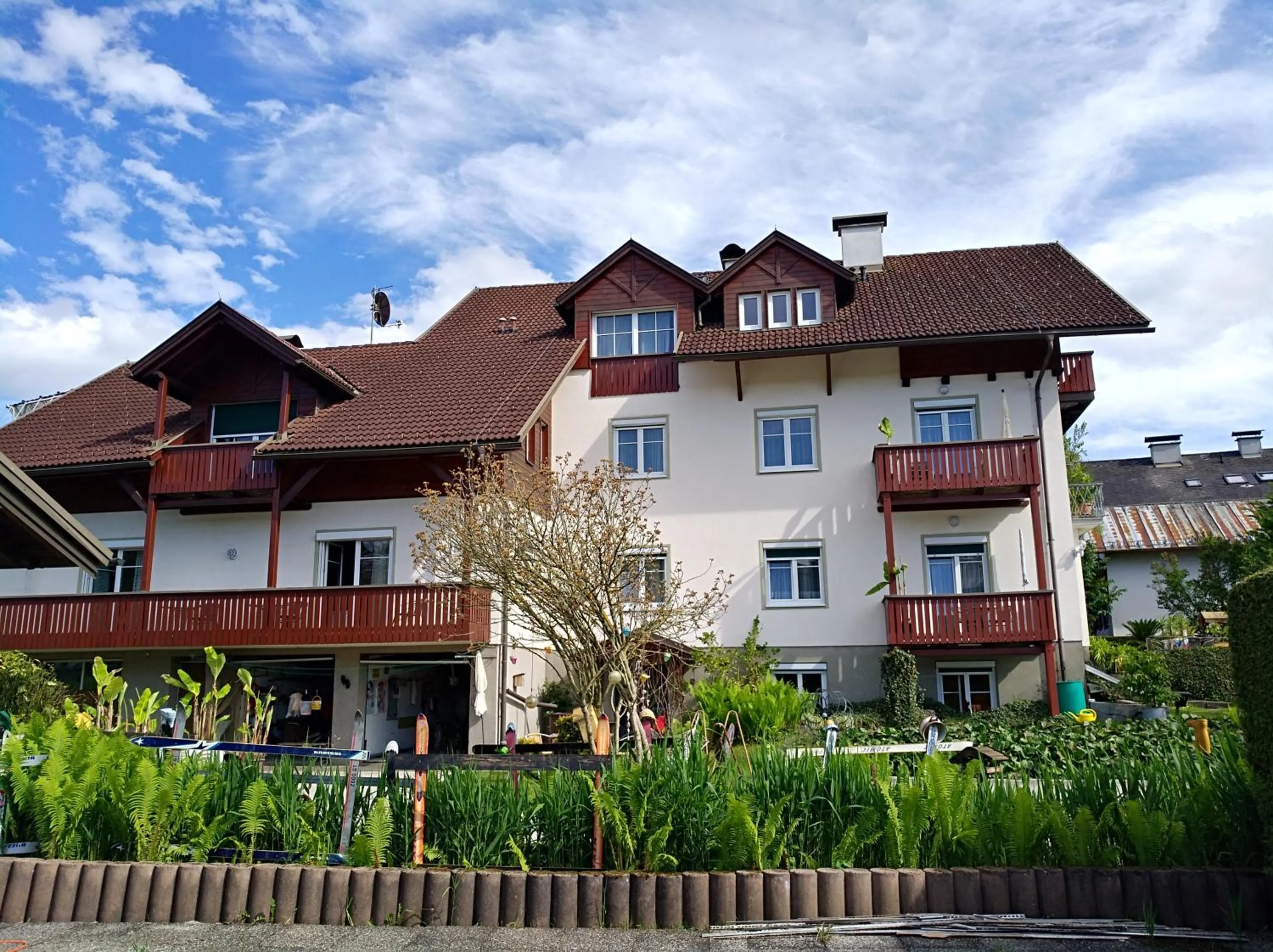 Property building in Haus Friedburg