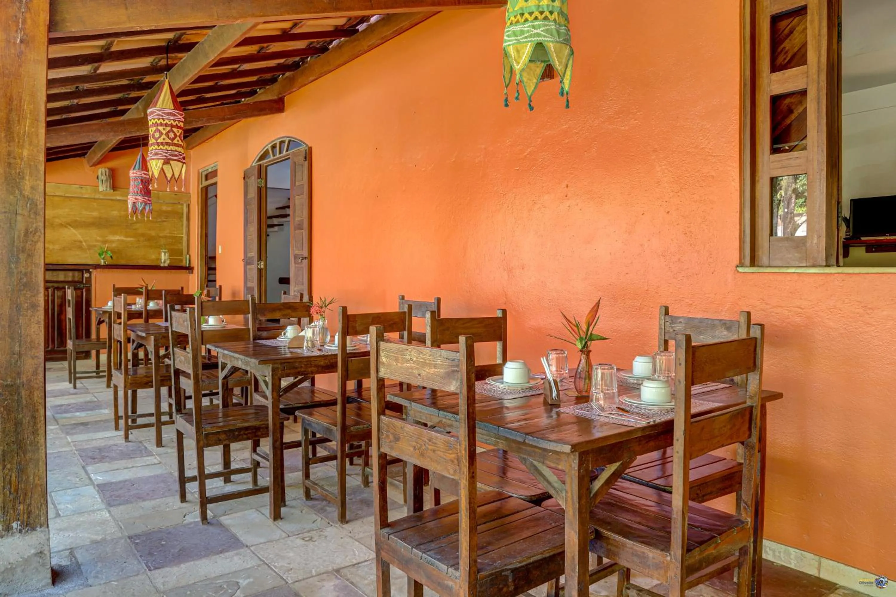Restaurant/places to eat in Pousada casa zaza