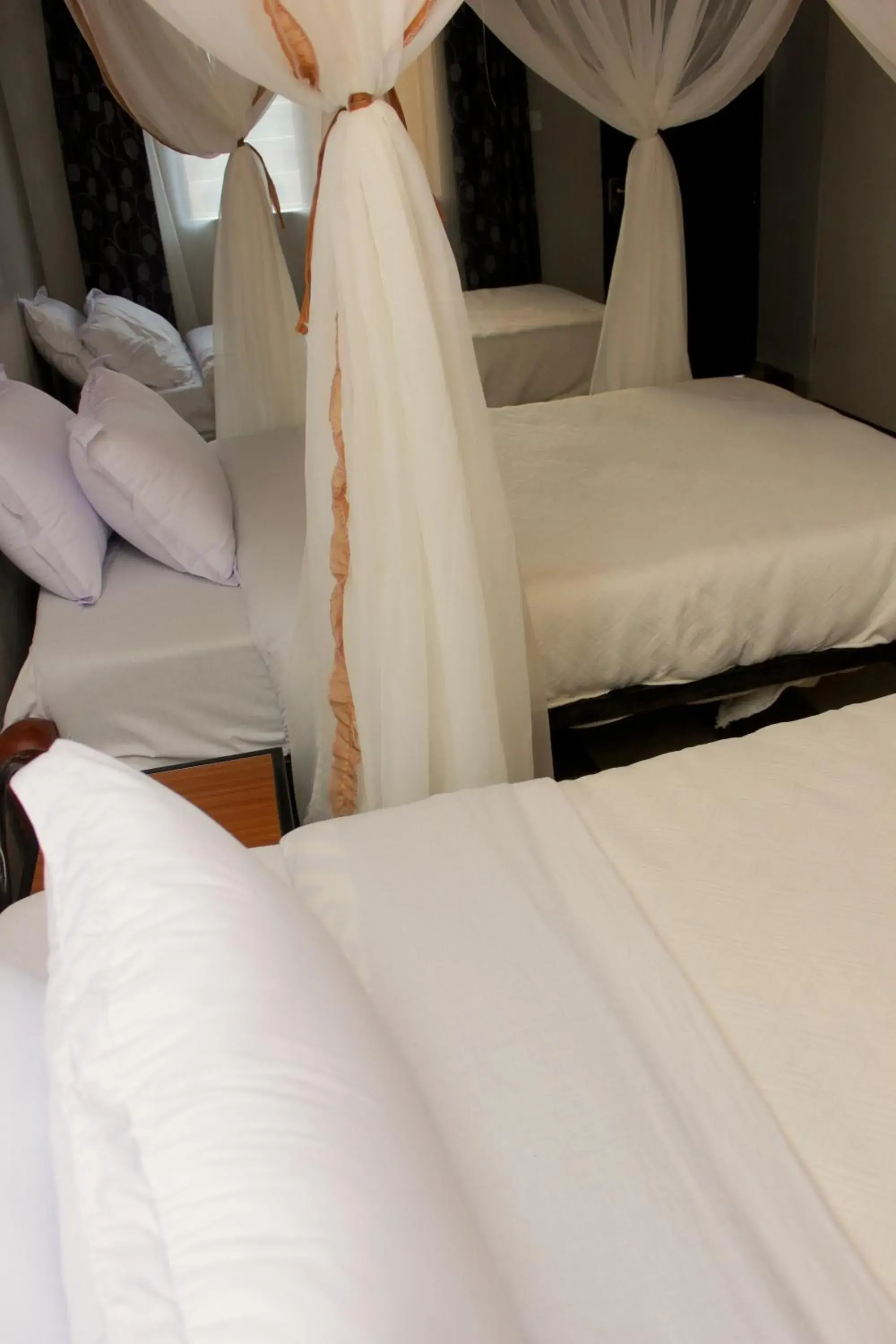 Executive Triple Room in Sweet Lake Resort Executive Triple Room in Sweet Lake Resort