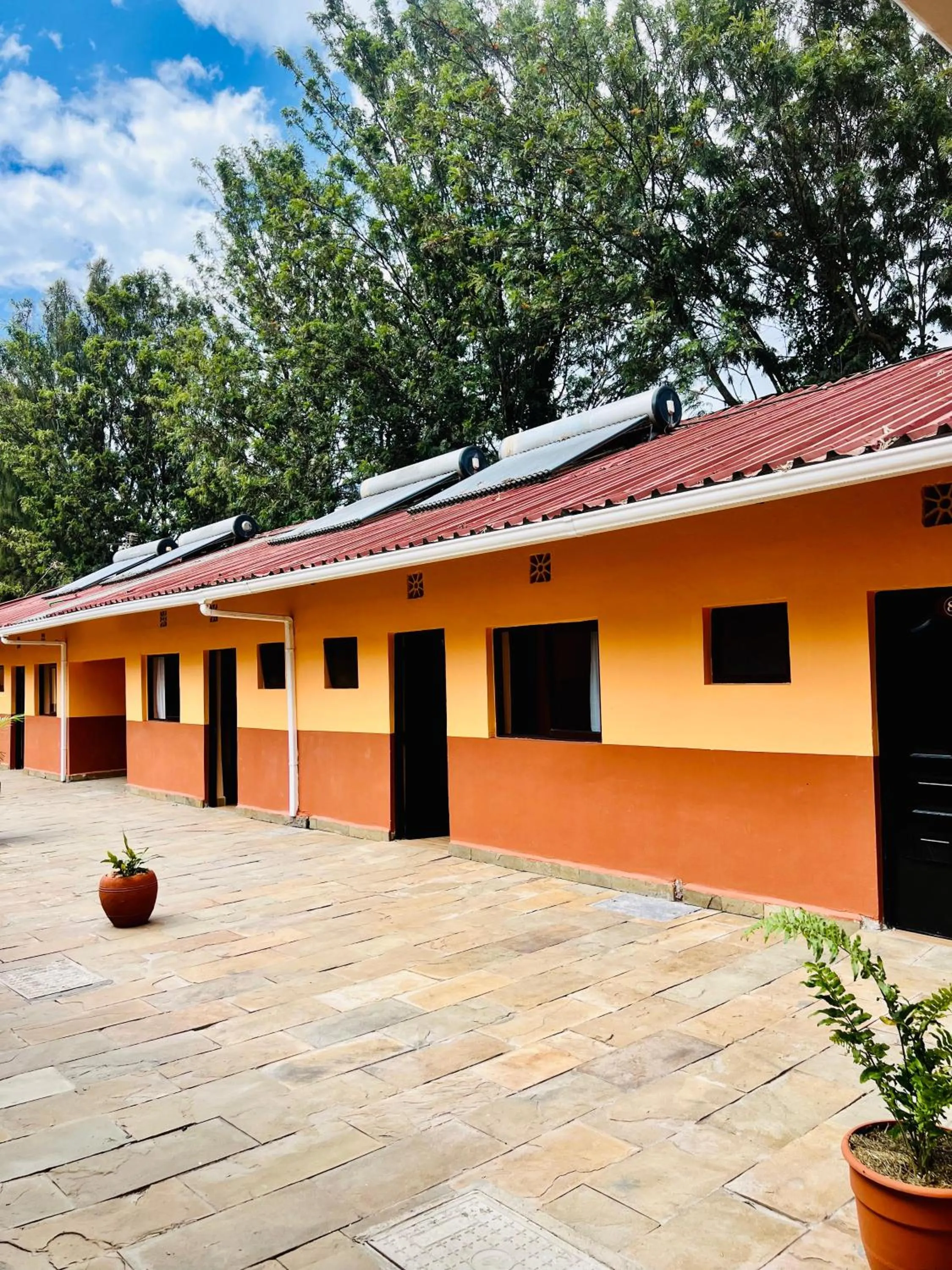 Property building in Sweet Lake Resort