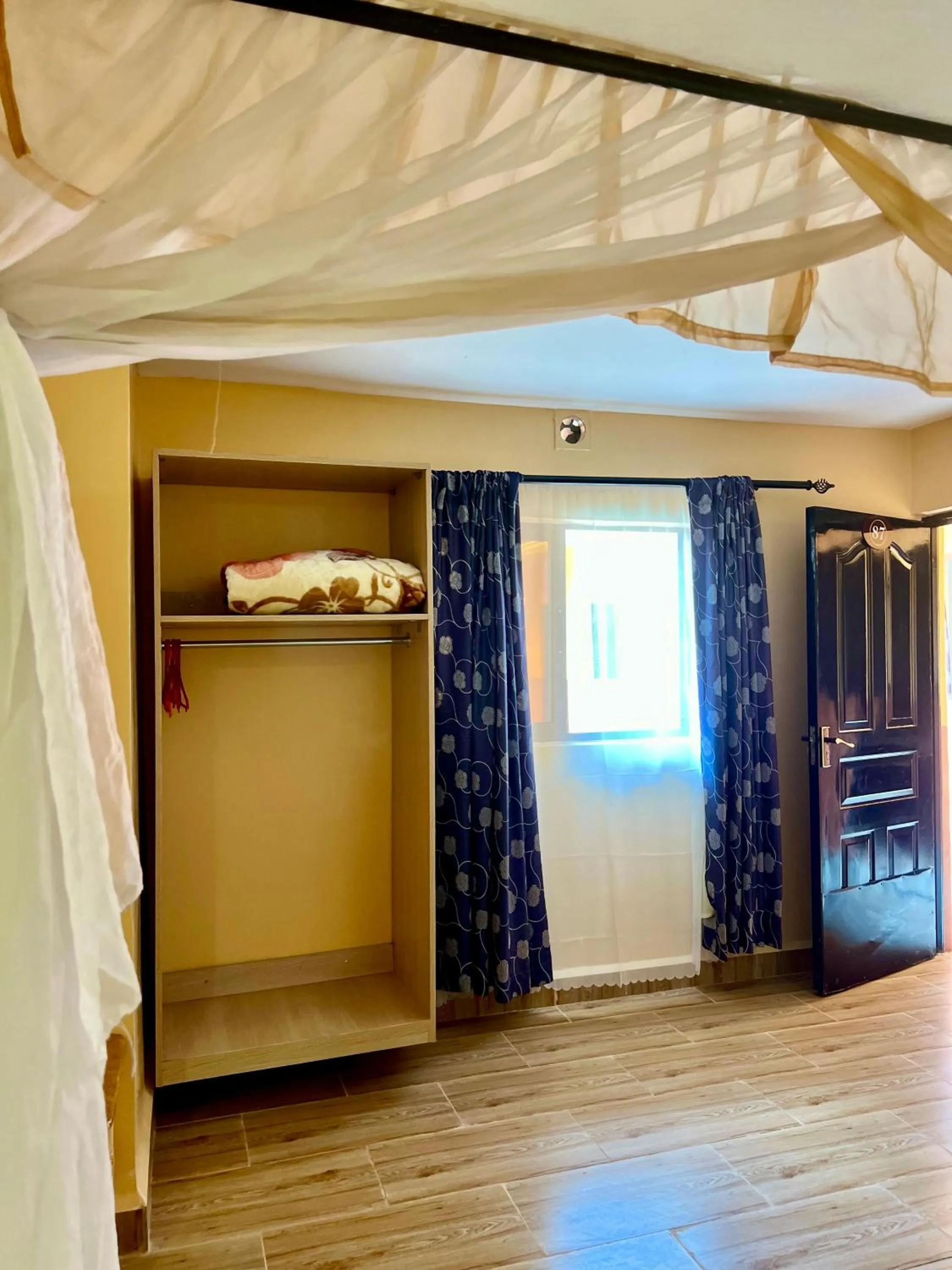 wardrobe in Sweet Lake Resort