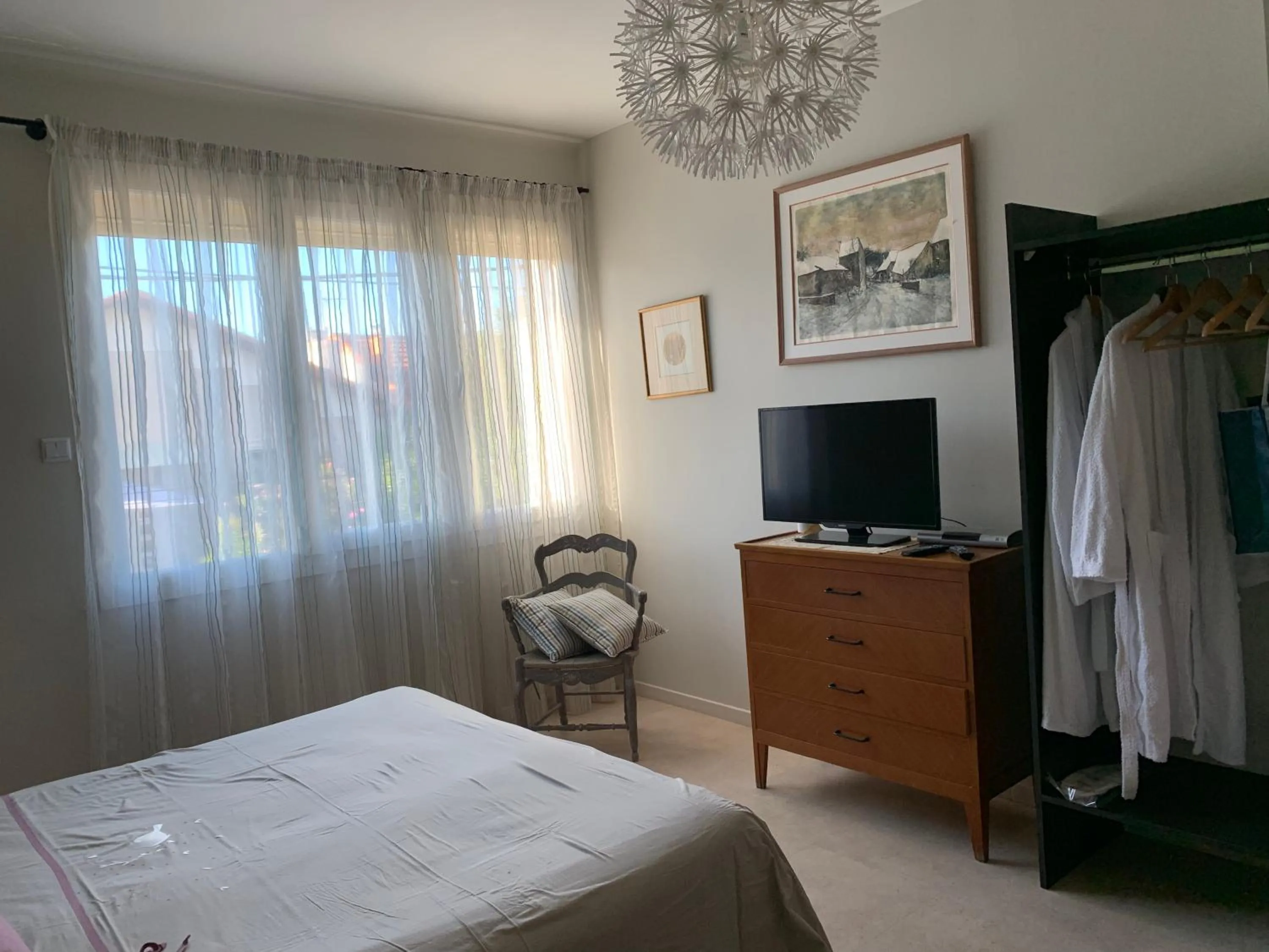 Photo of the whole room in B&B - Chambres d'hôtes Le Foch