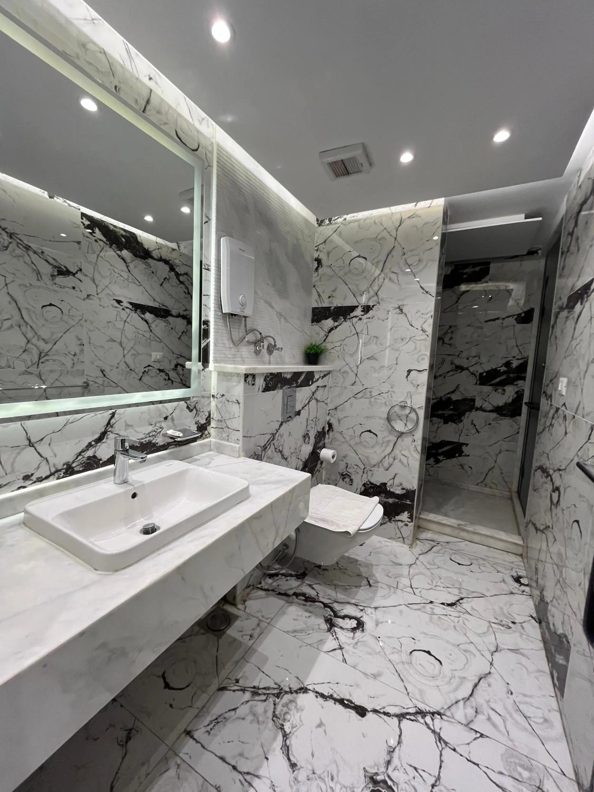 Shower in Blue Pyramids Eyes Hotel