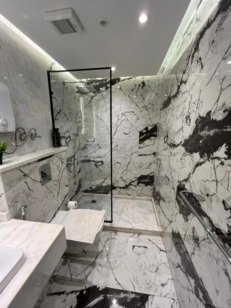 Shower in Blue Pyramids Eyes Hotel