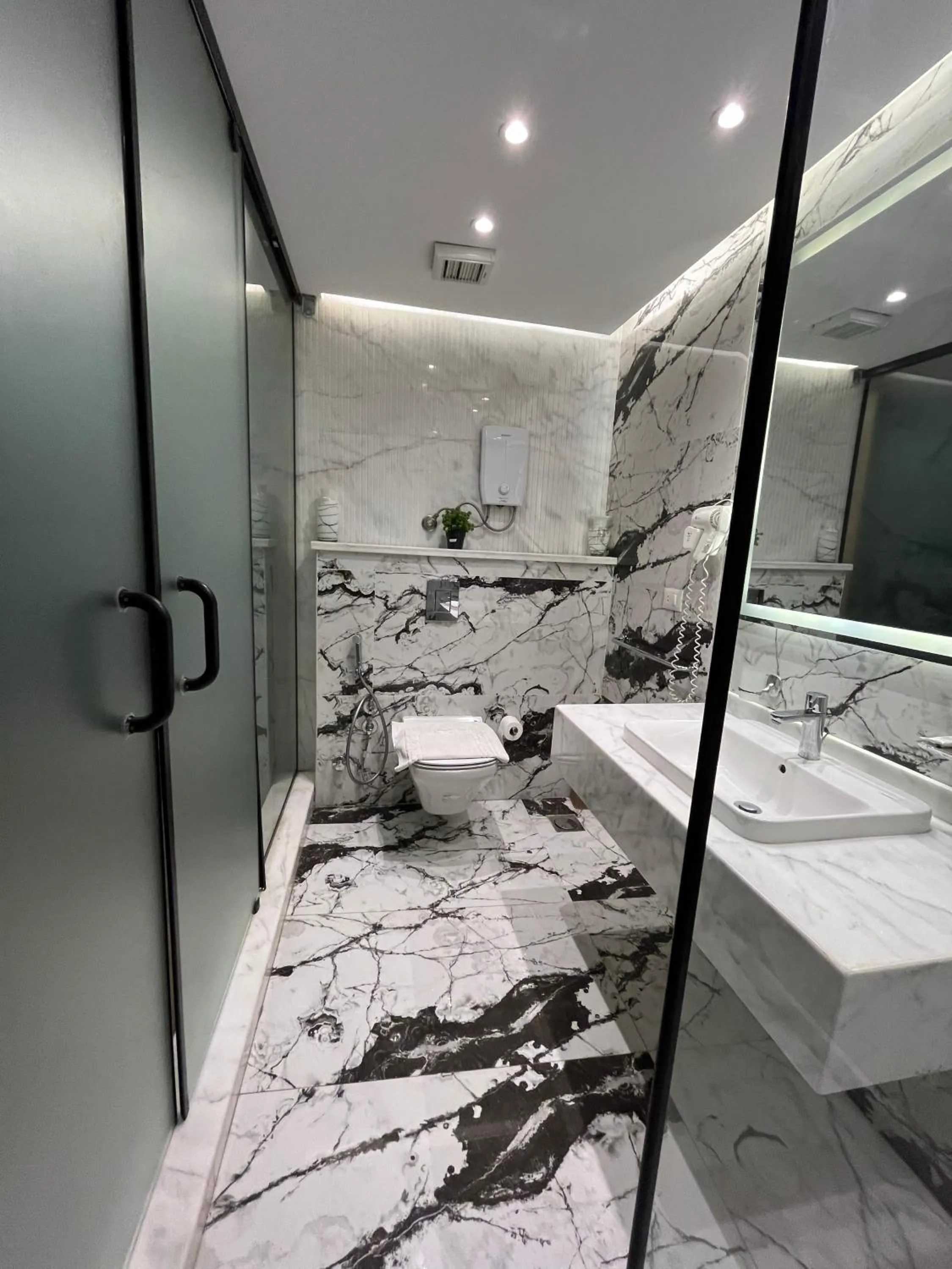 Shower in Blue Pyramids Eyes Hotel